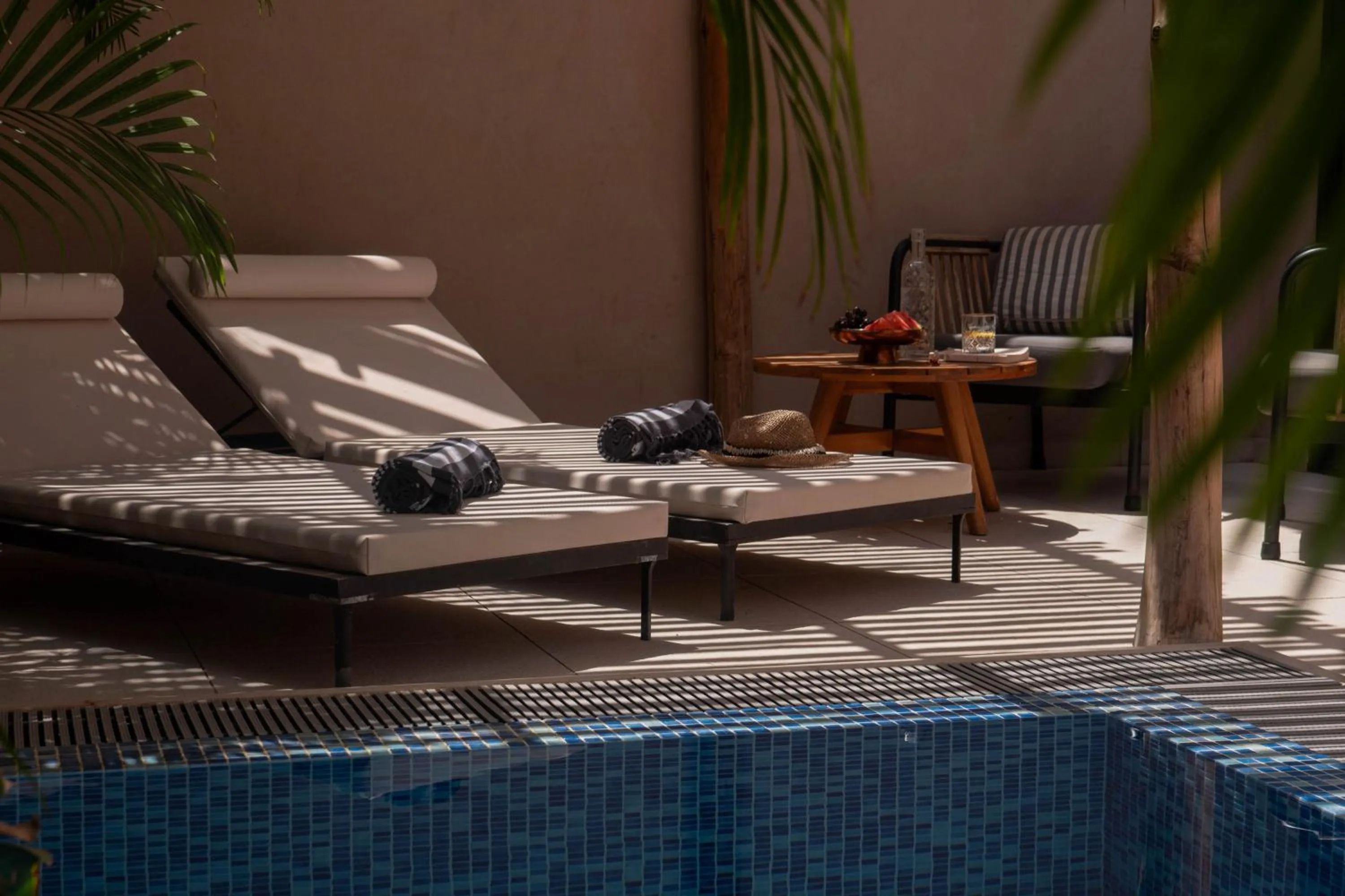 Garden in NOW-VX adults only