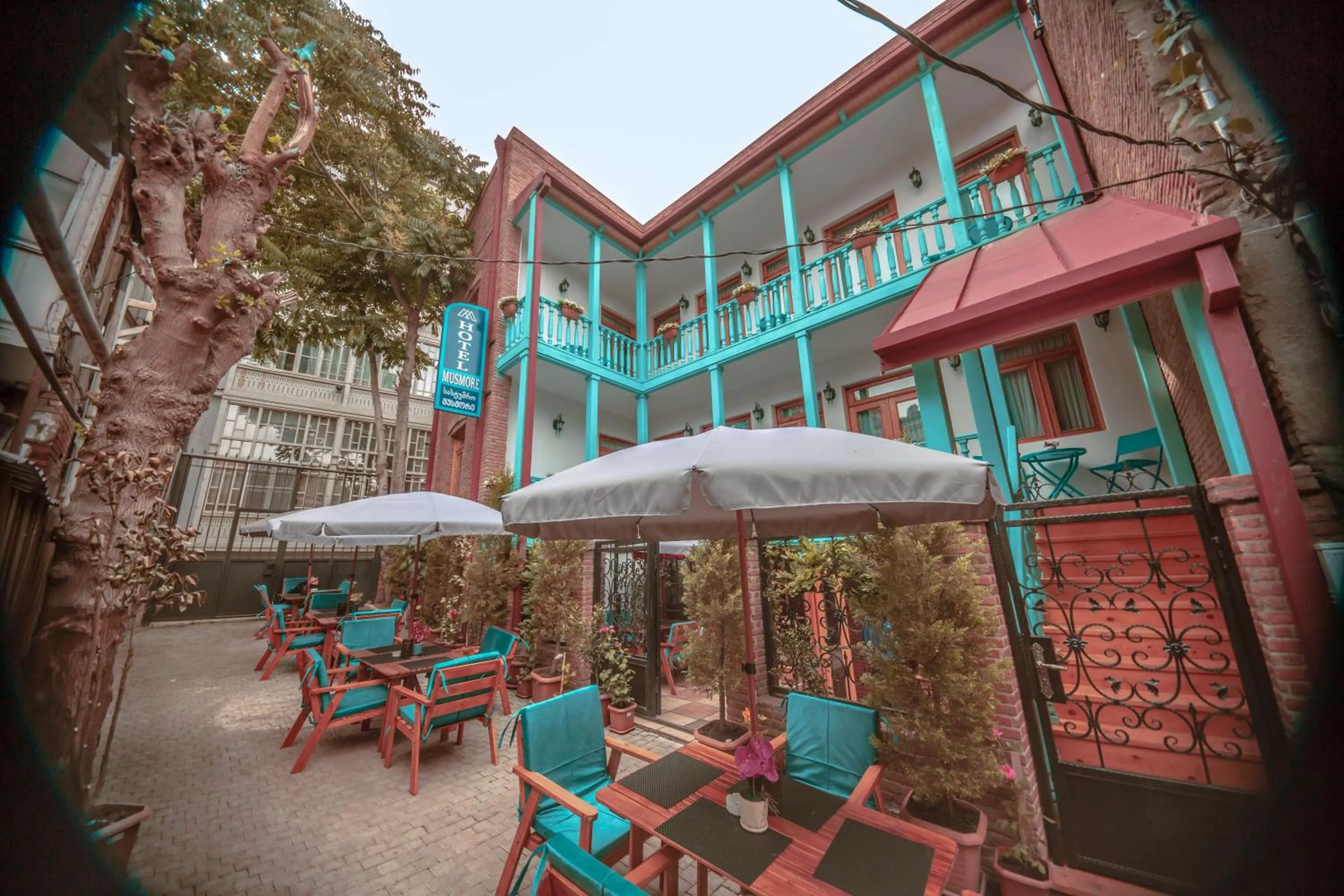 Property building in MUSMORE Boutique Hotel