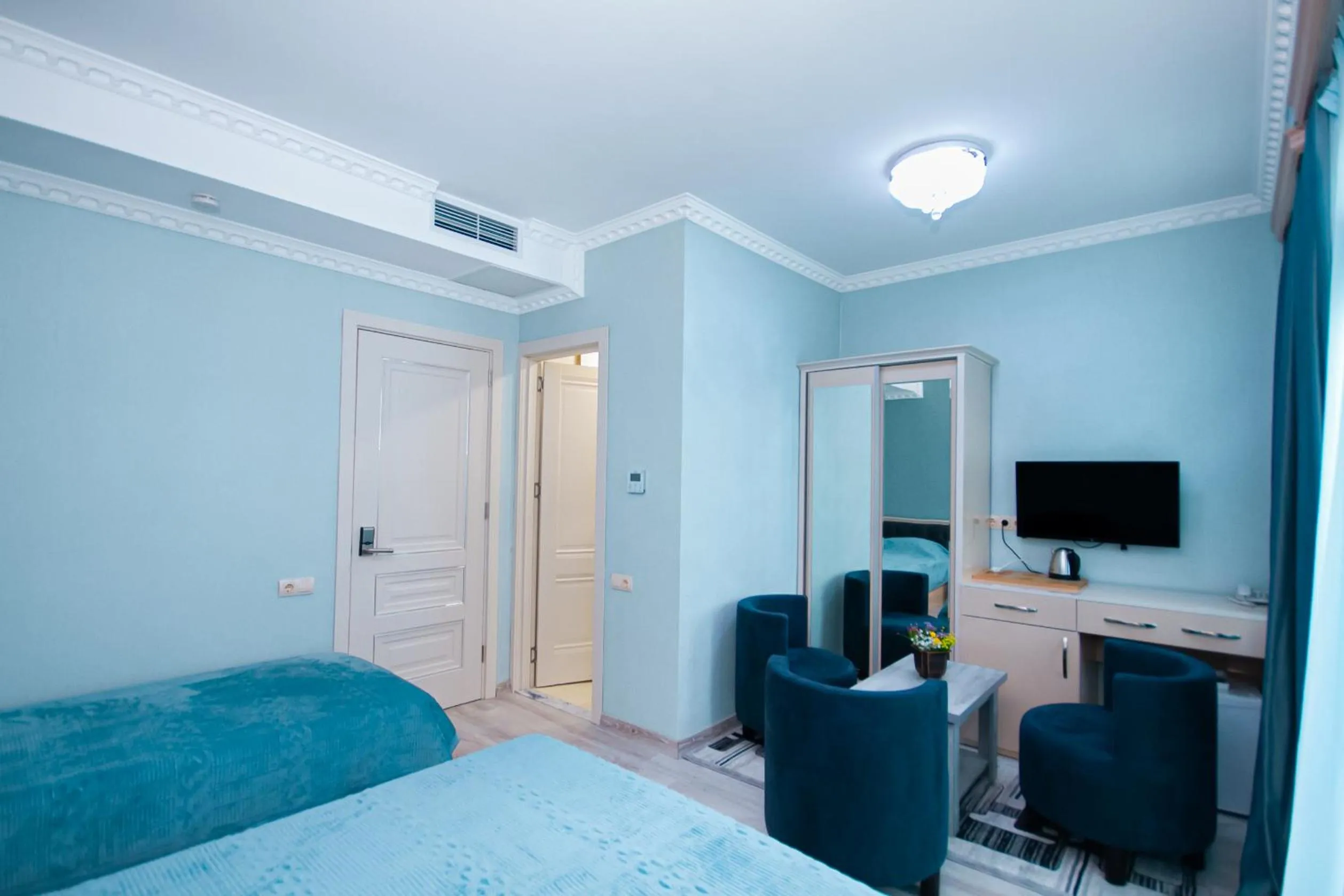 Bedroom, Bed in MUSMORE Boutique Hotel