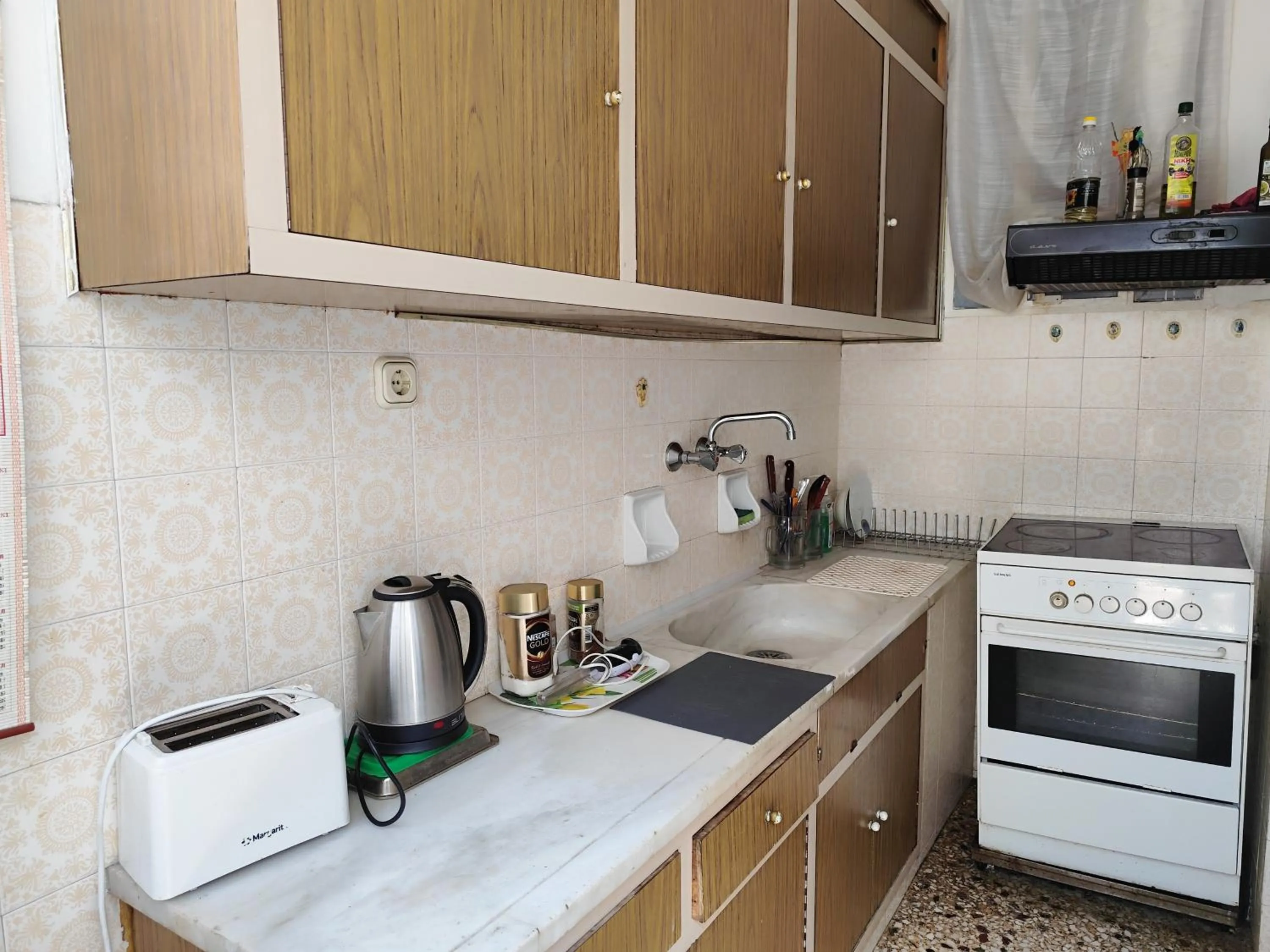 Cozy room in quiet neighbourhood