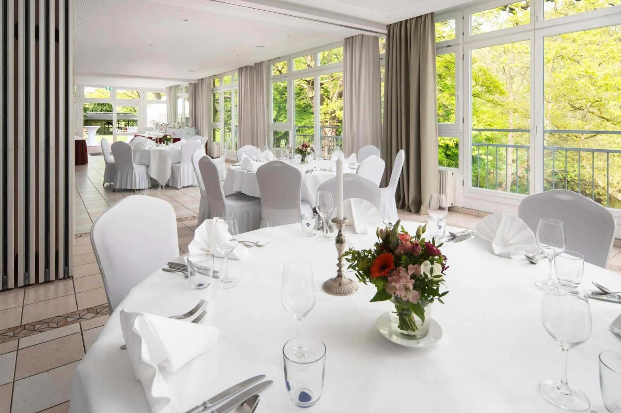 wedding in Kleinhuis Hotel Mellingburger Schleuse