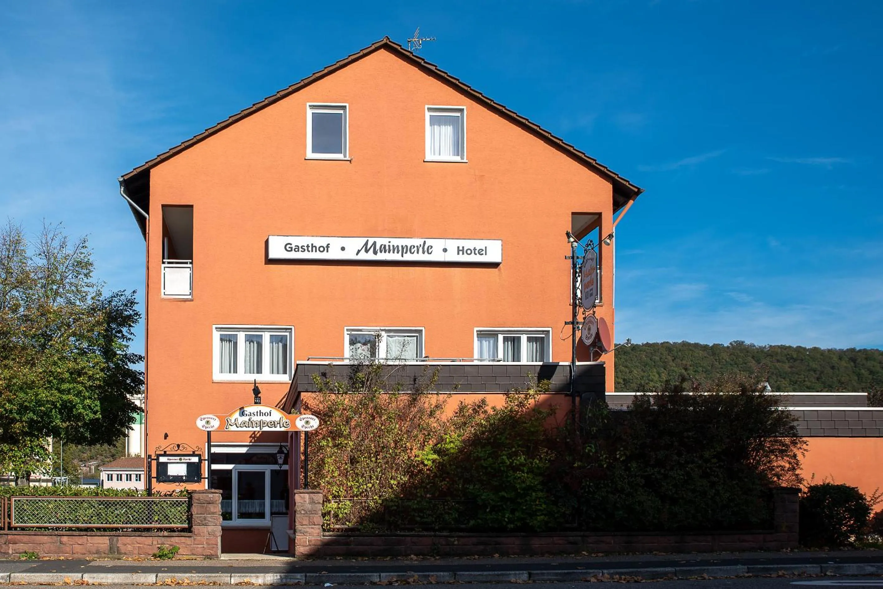 Property building in Hotel Mainperle