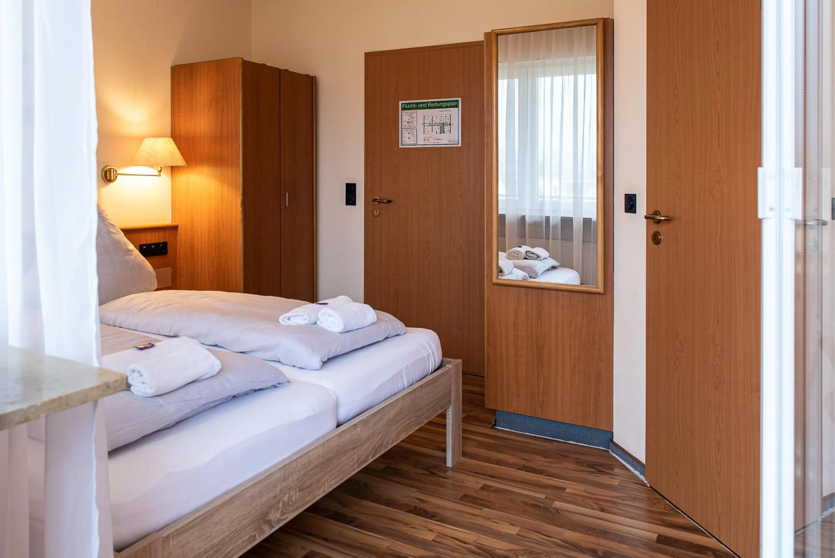 Bed in Hotel Mainperle