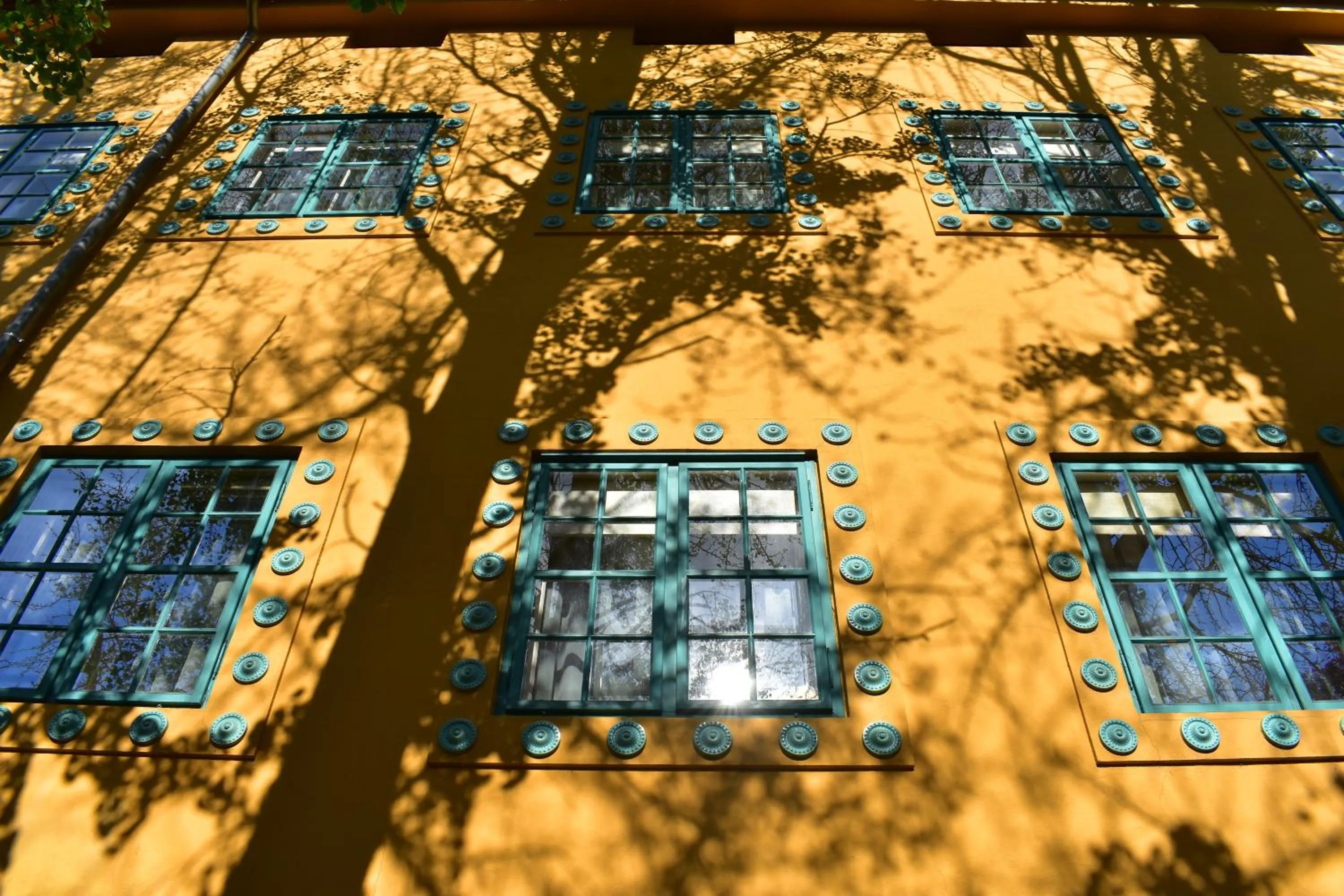 Property building in Zsolnay Negyed Vendégháza