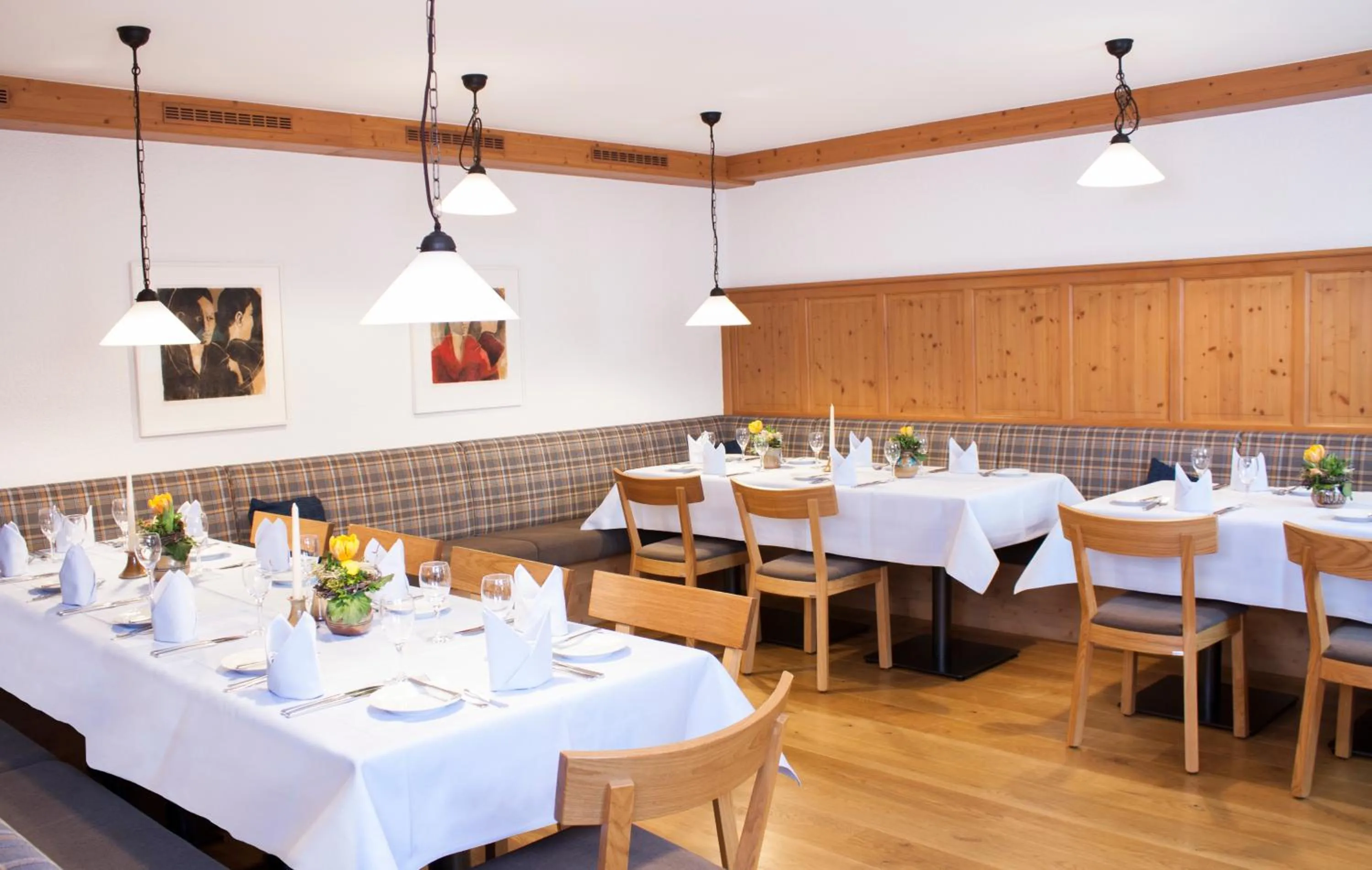 Restaurant/places to eat in Gasthof Landhotel Hirsch