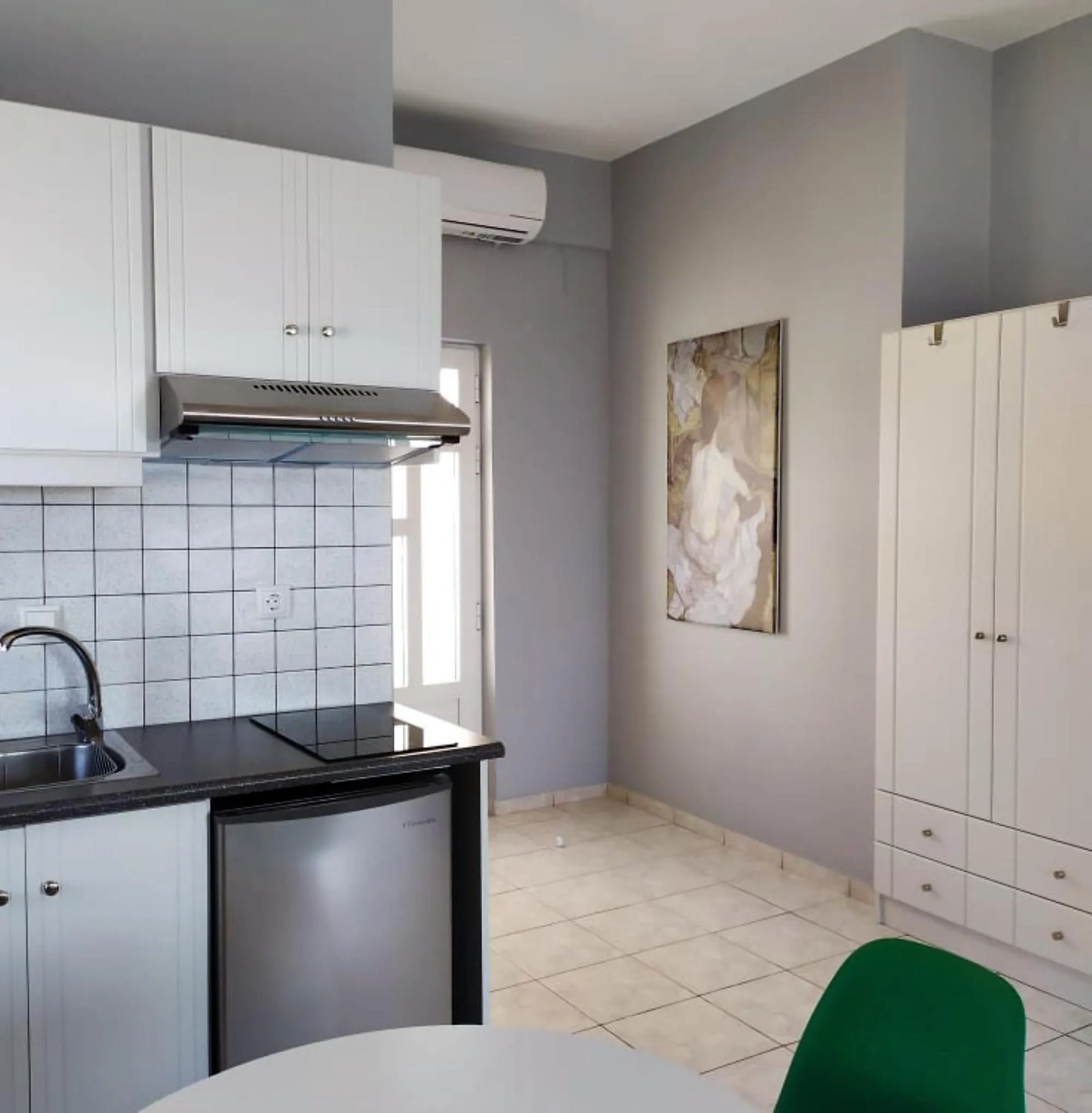 Kitchen or kitchenette in Sole Mare Seaside Apartments