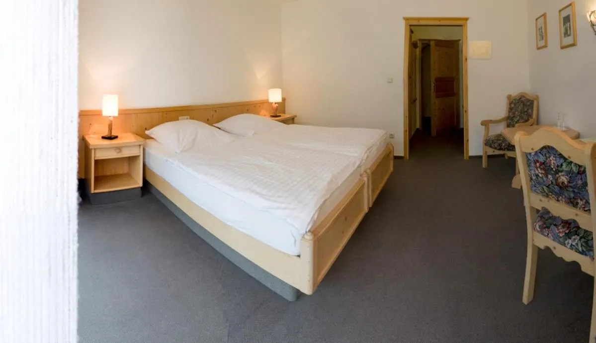 Photo of the whole room, Bed in Landgasthaus Fischer