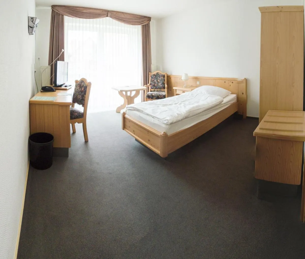 Photo of the whole room, Bed in Landgasthaus Fischer