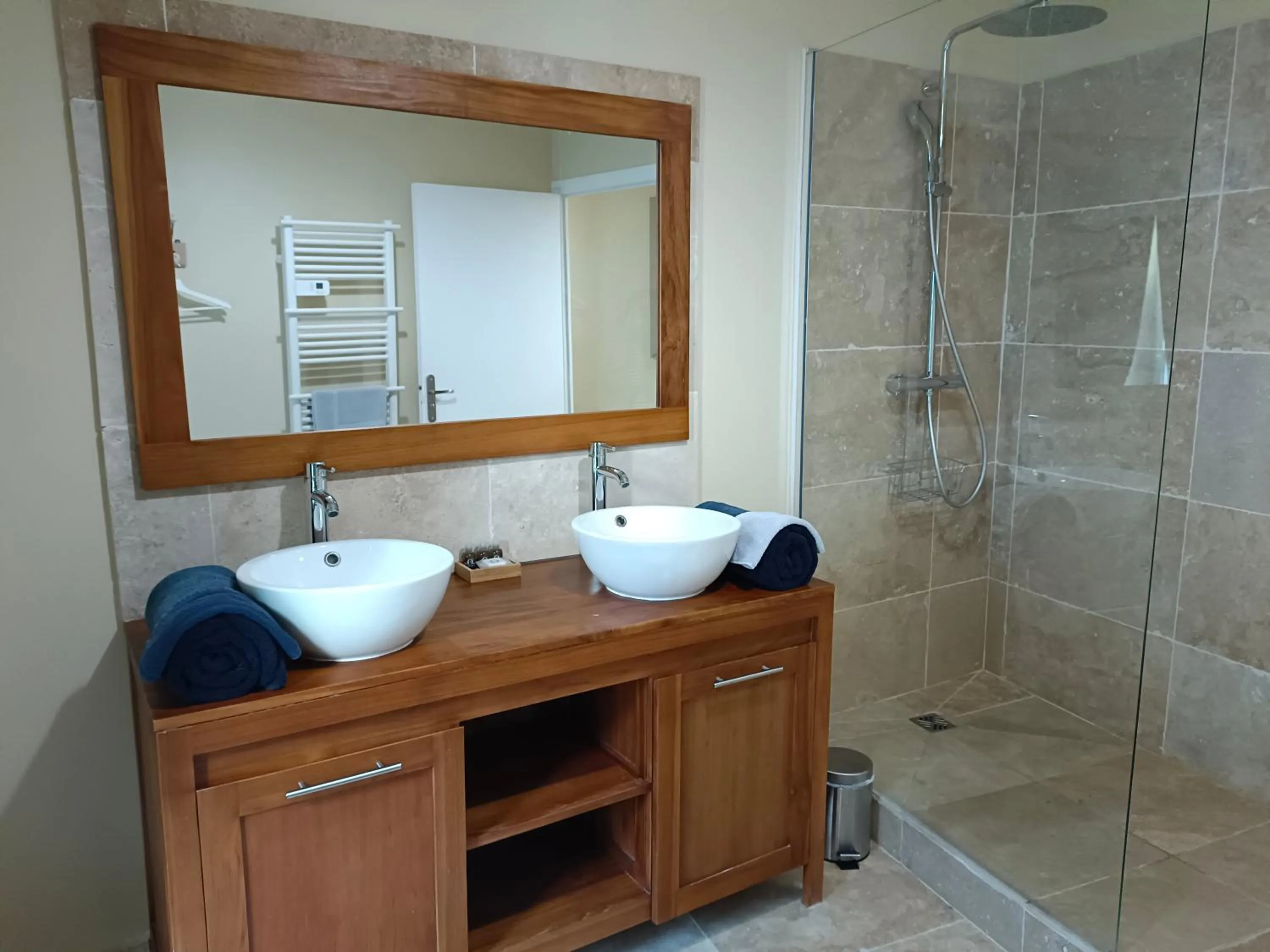 Bathroom in Duc de Bretagne Luxury Apparthotel