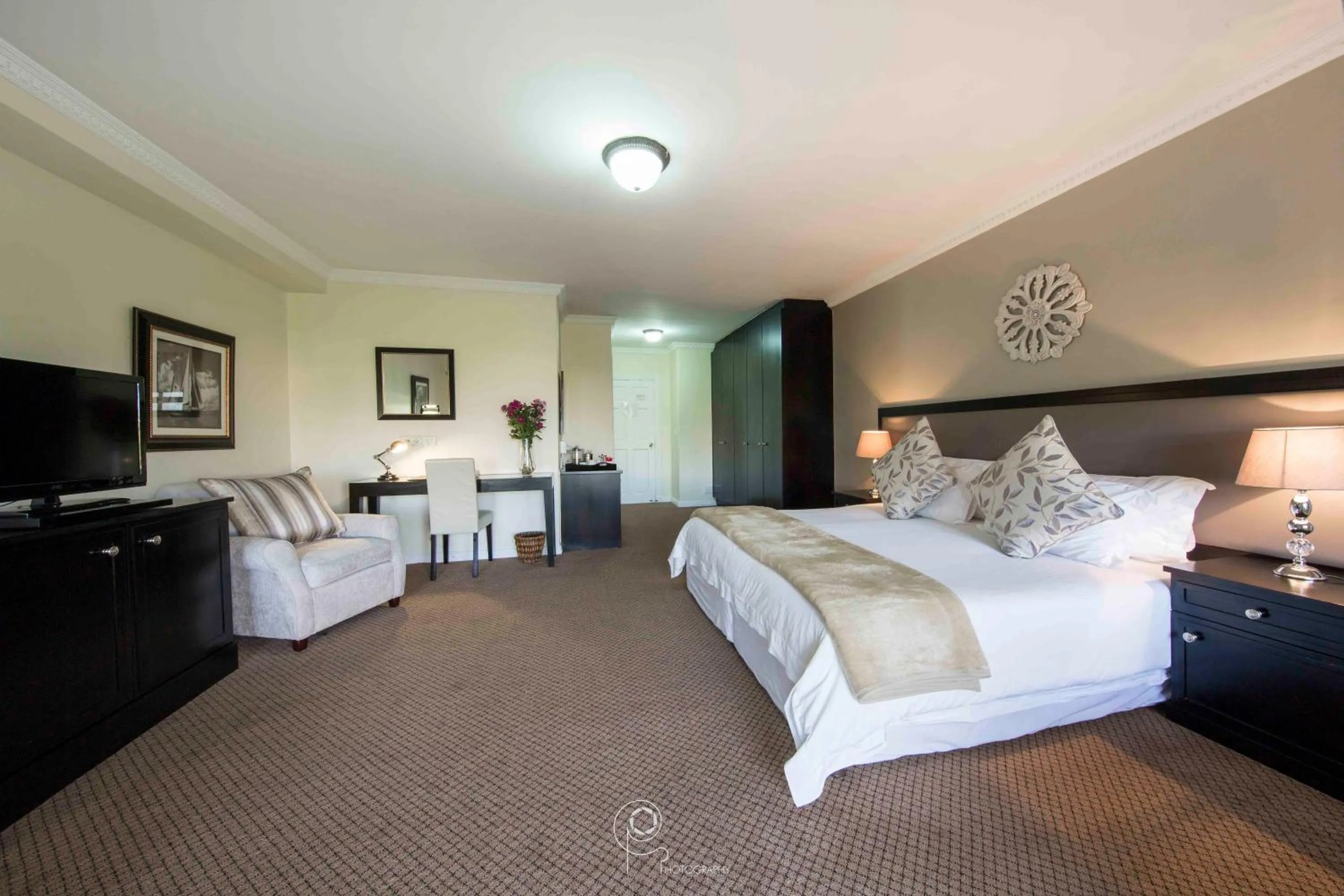 Bedroom, Bed in The Lodge at Atlantic Beach