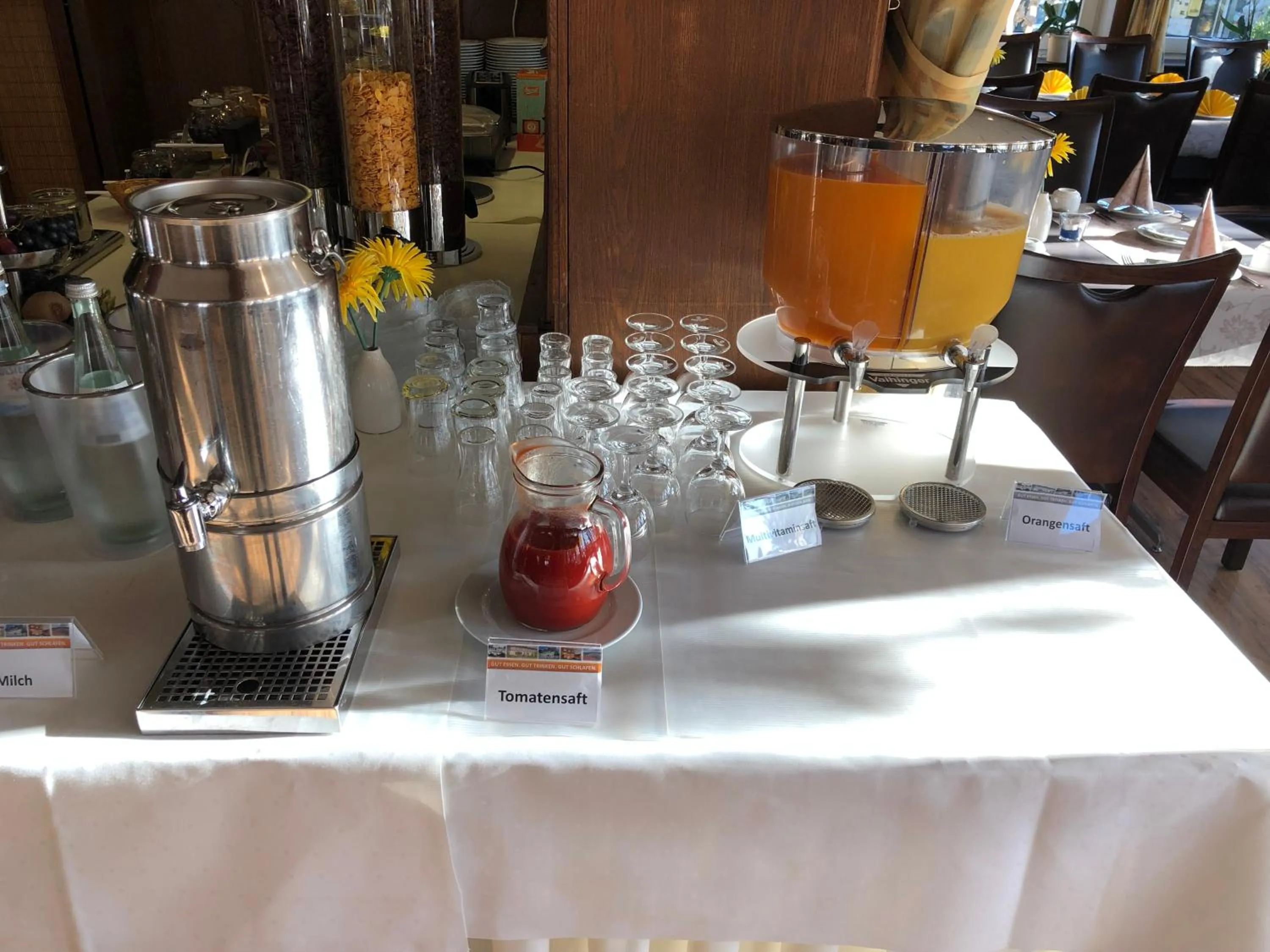 Buffet breakfast in Deutsches Haus Munster