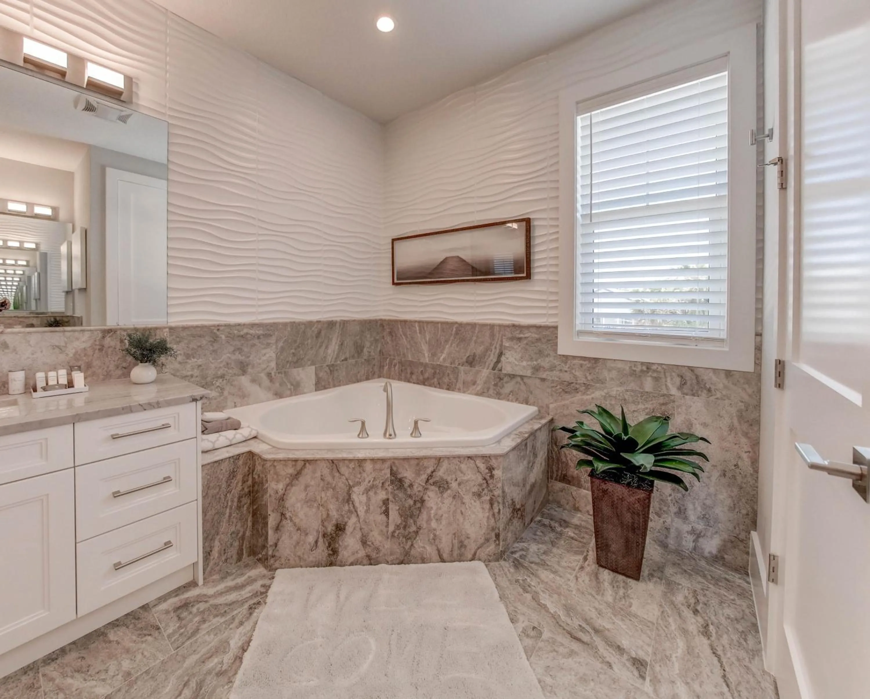 Villa Nautilus New Lux 3 Story Pool Hot Tub Home with Elevator- Steps away from the beach