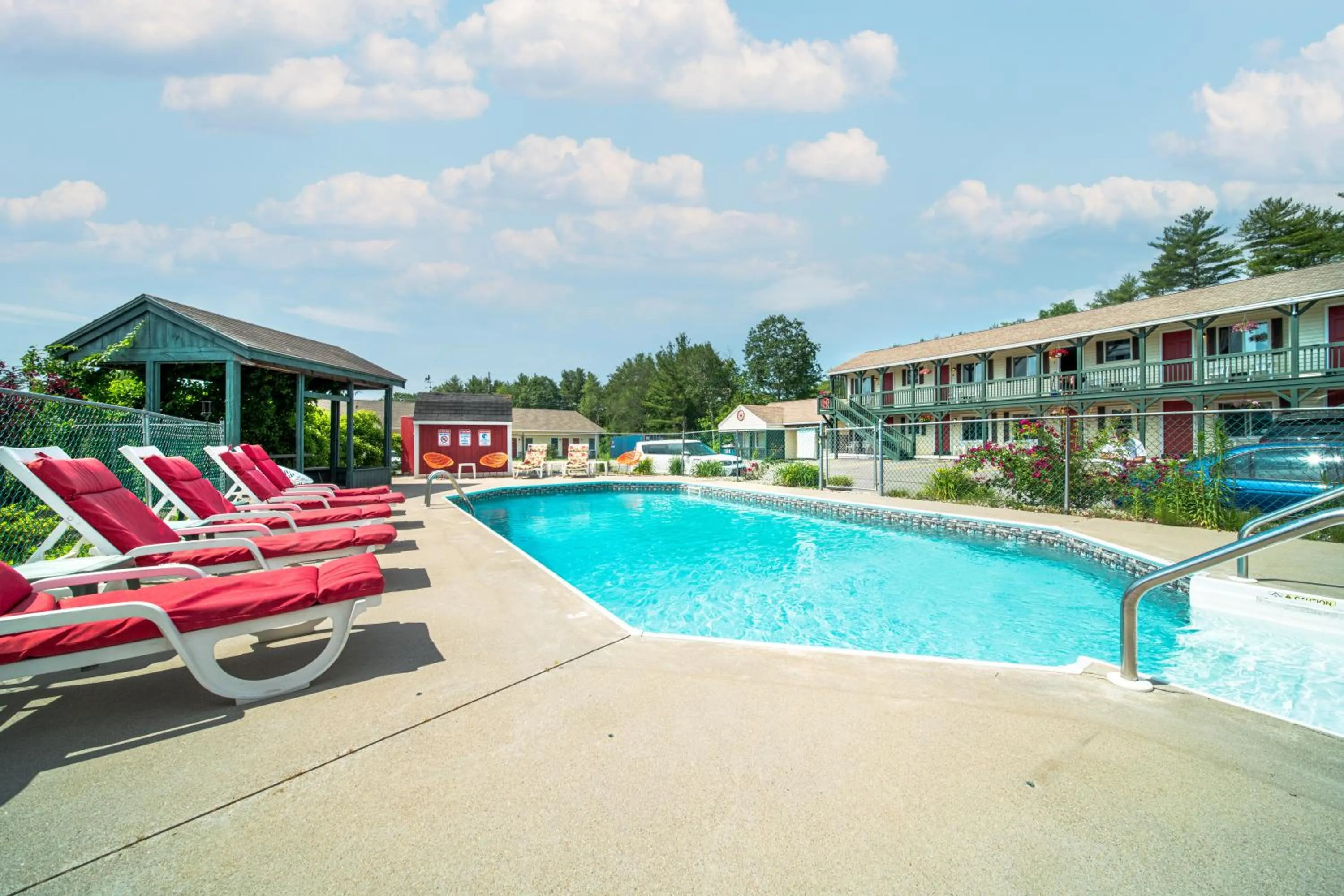 Property building in Wagon Wheel Motel