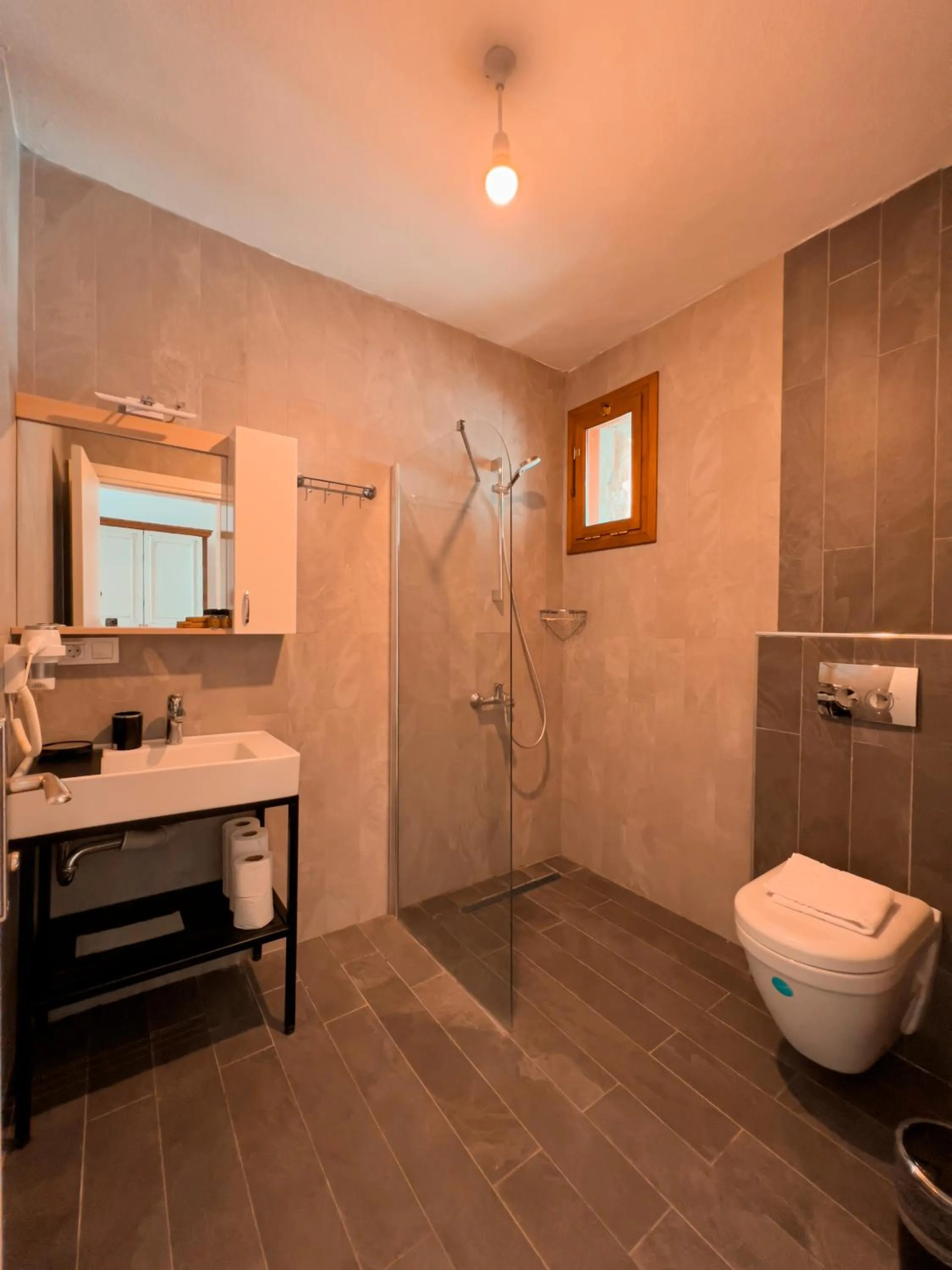 Shower in Alice Tatil Evi OTEL