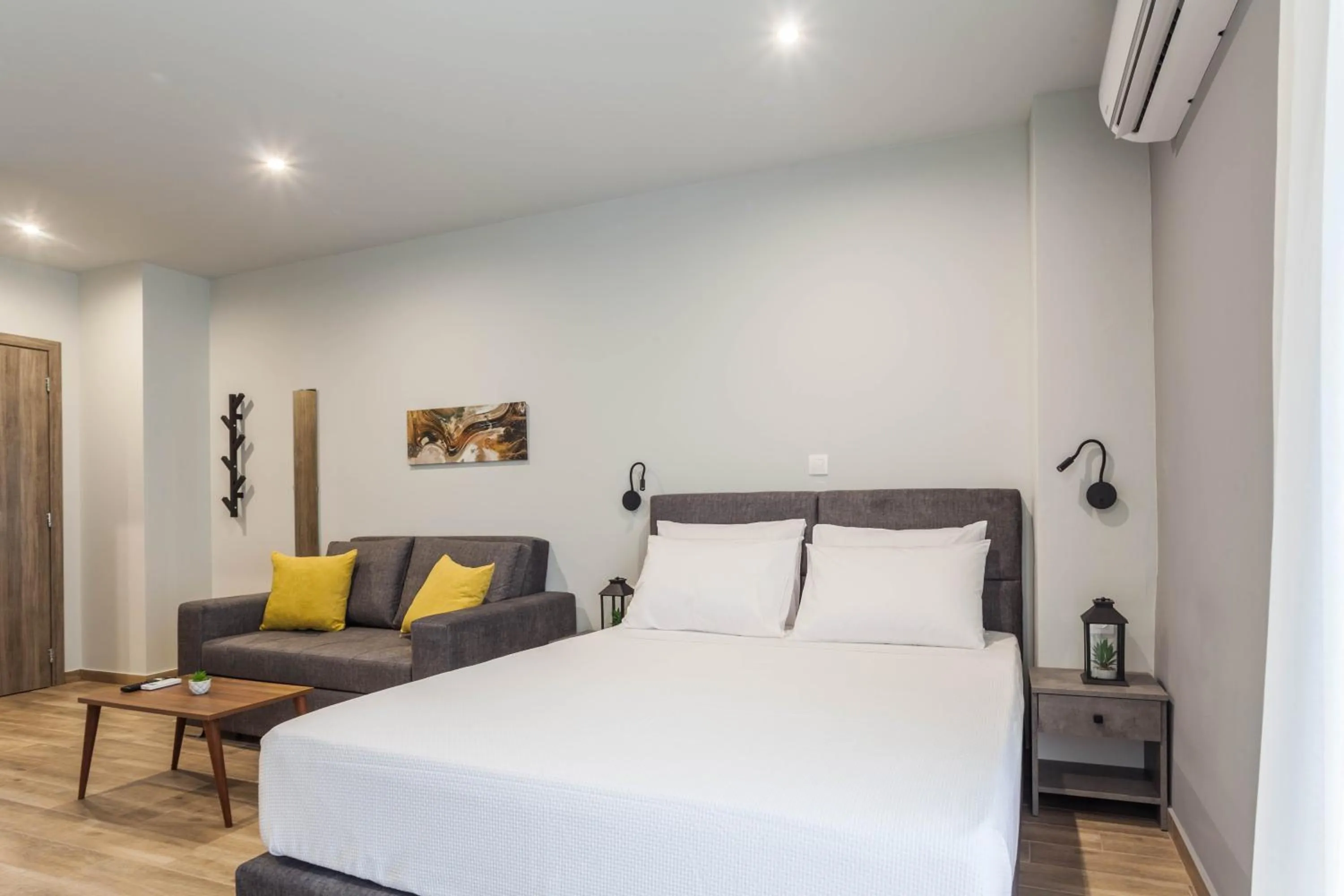 Bed in Raise Heraklion Boutique Apartments