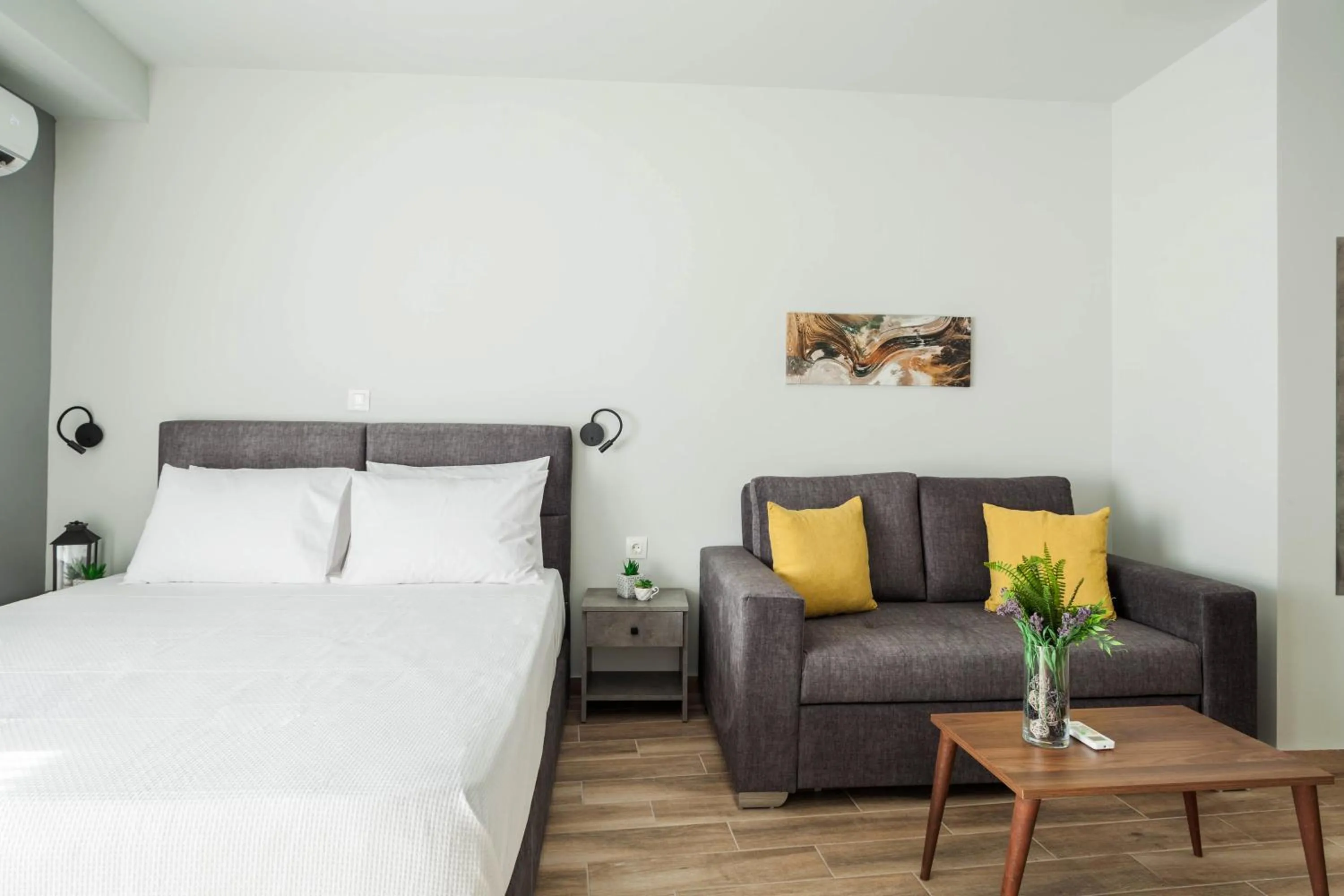 Bed in Raise Heraklion Boutique Apartments