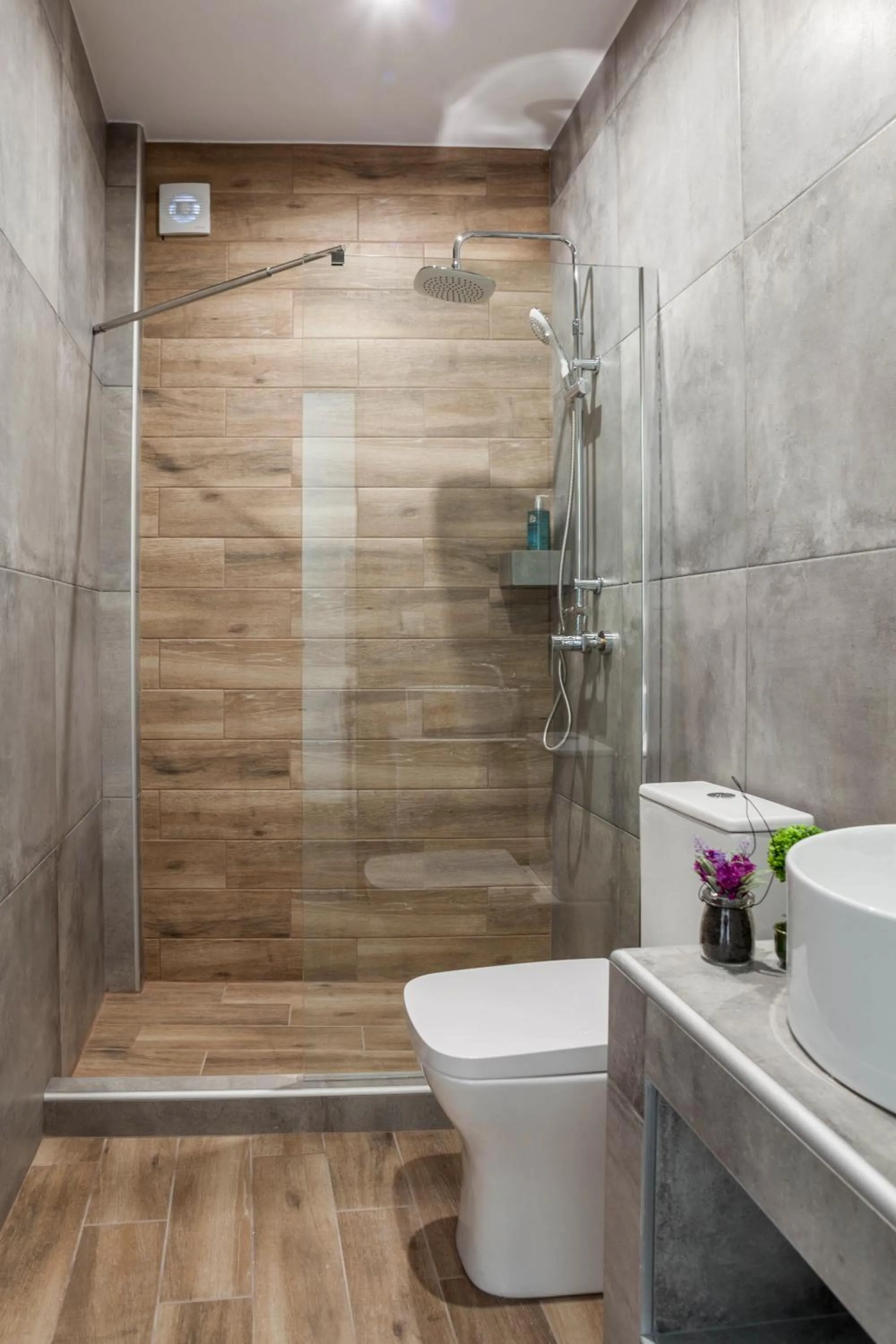 Bathroom in Raise Heraklion Boutique Apartments