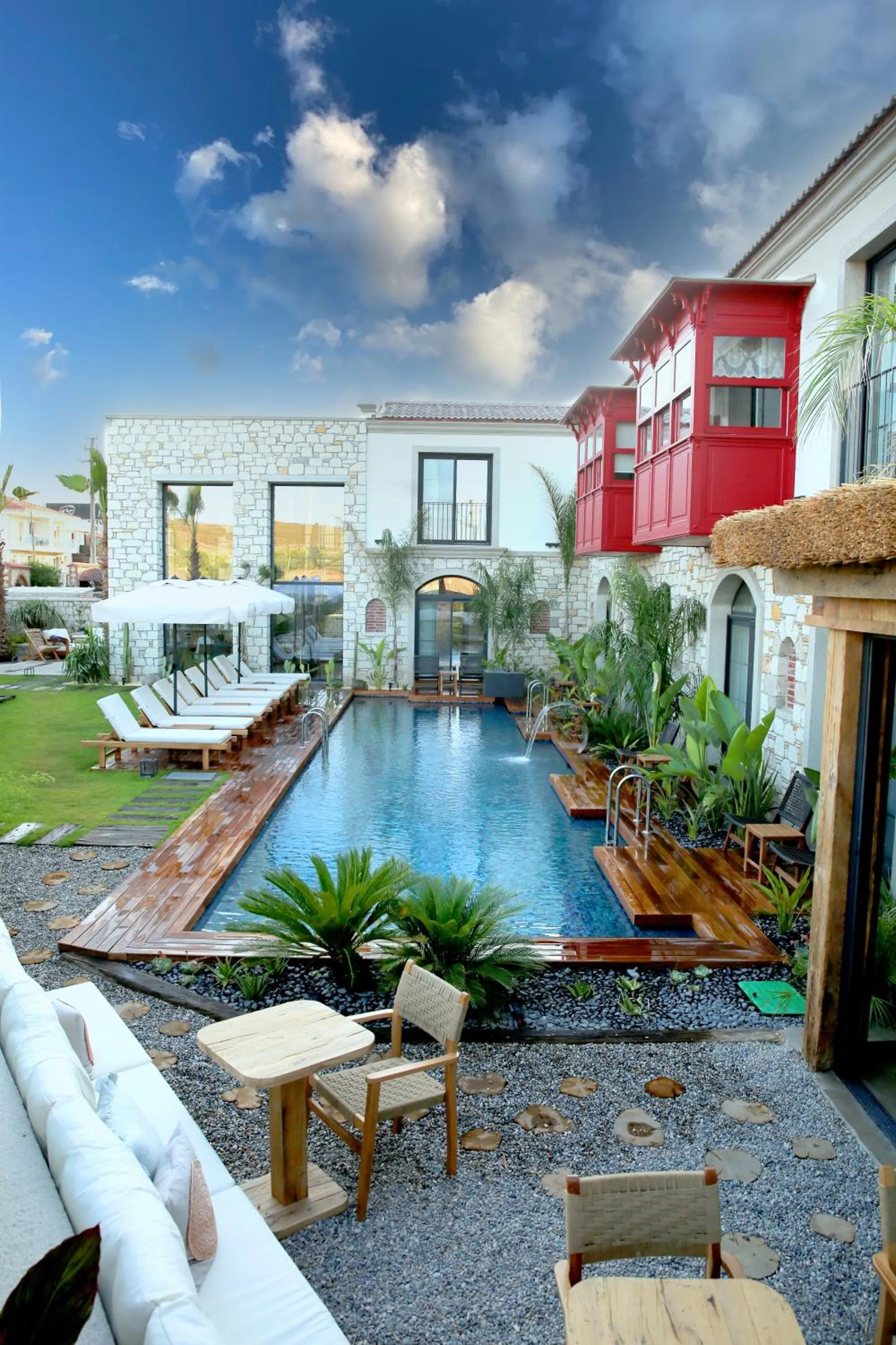 Pool view in Dmira Alacati