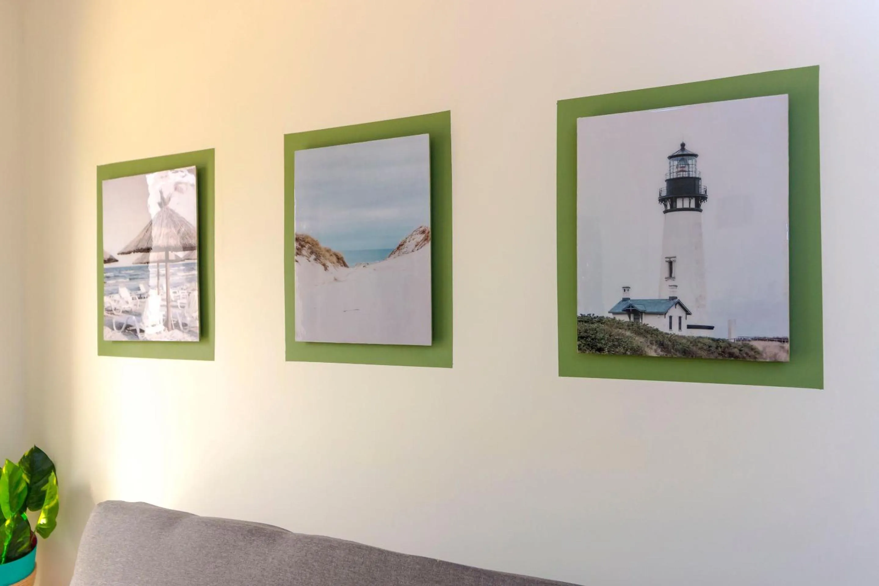 Decorative detail in Breezy & Bright Full Apartment