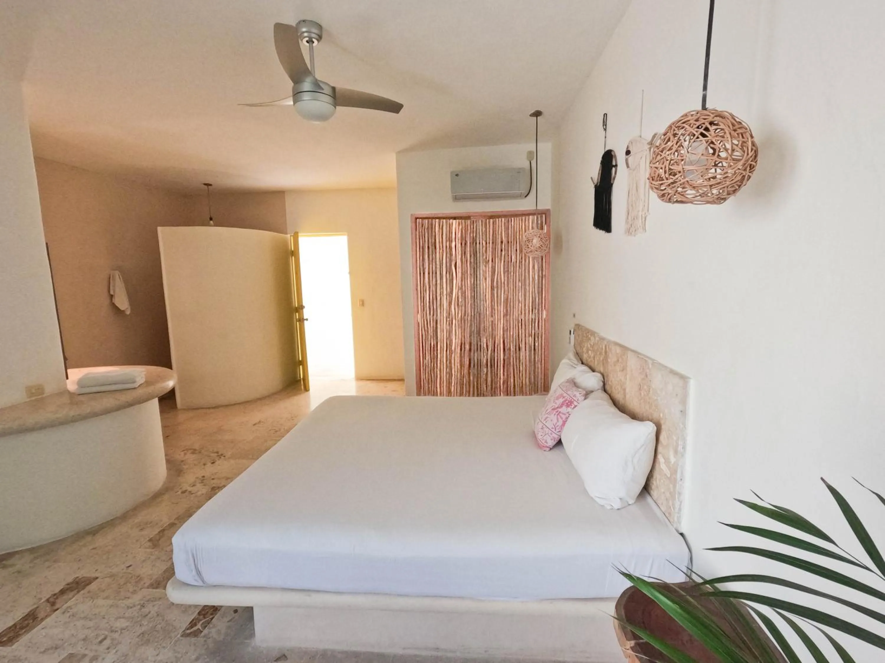 Bedroom, Bed in Rustik-inn Rooms