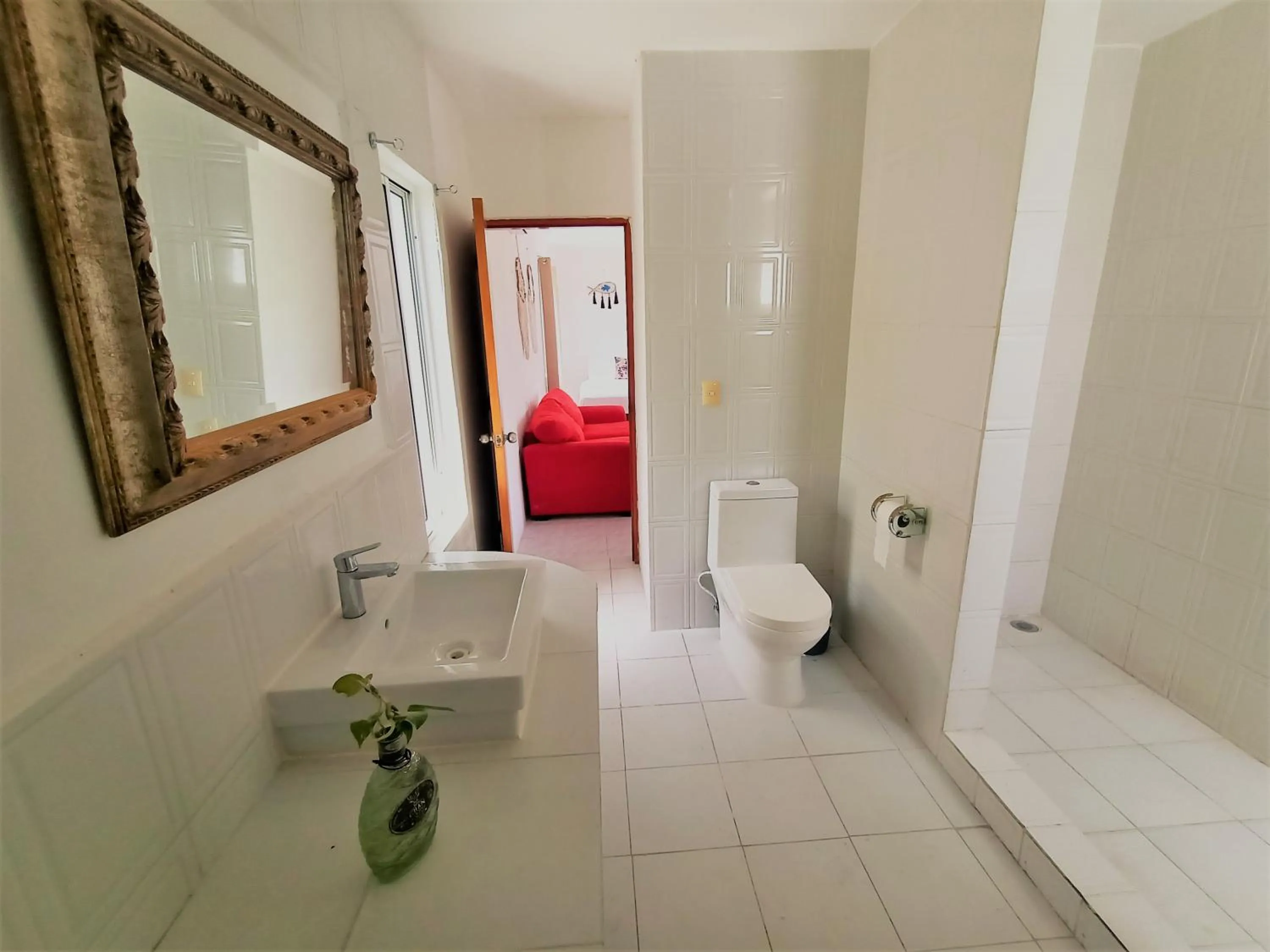 Toilet in Rustik-inn Rooms