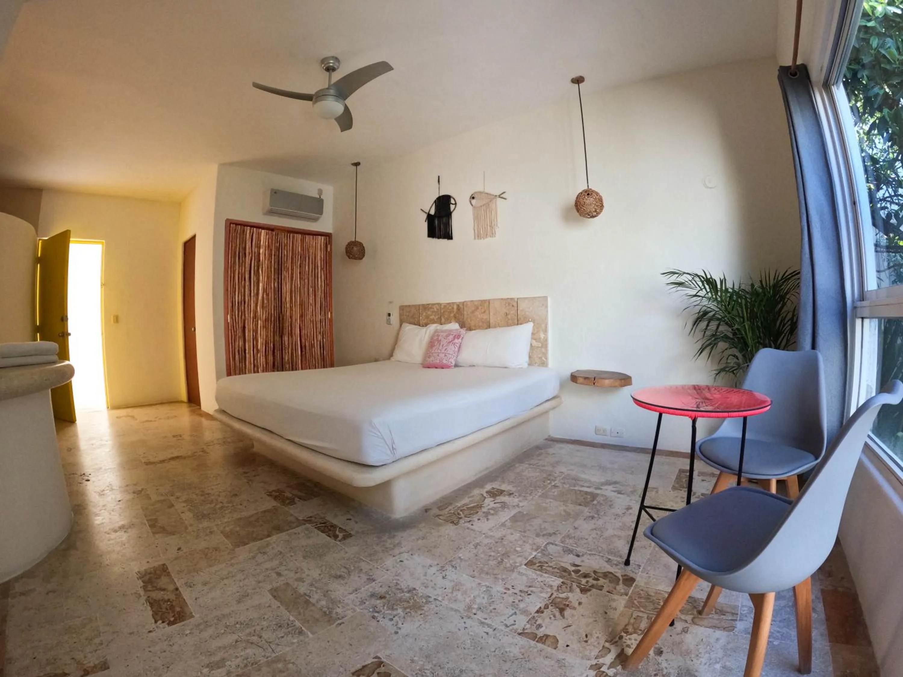 Bedroom, Bed in Rustik-inn Rooms