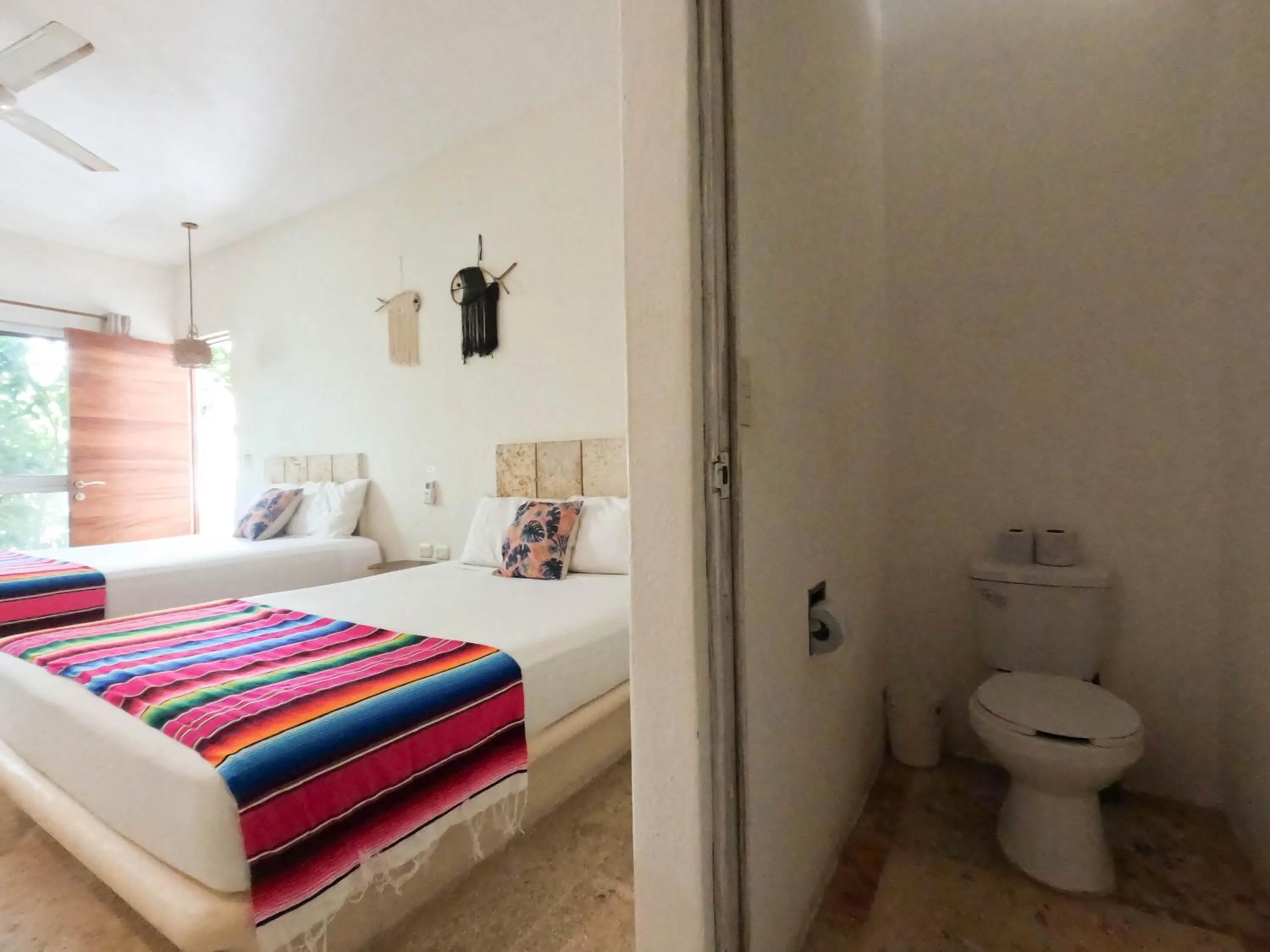 Toilet, Bed in Rustik-inn Rooms