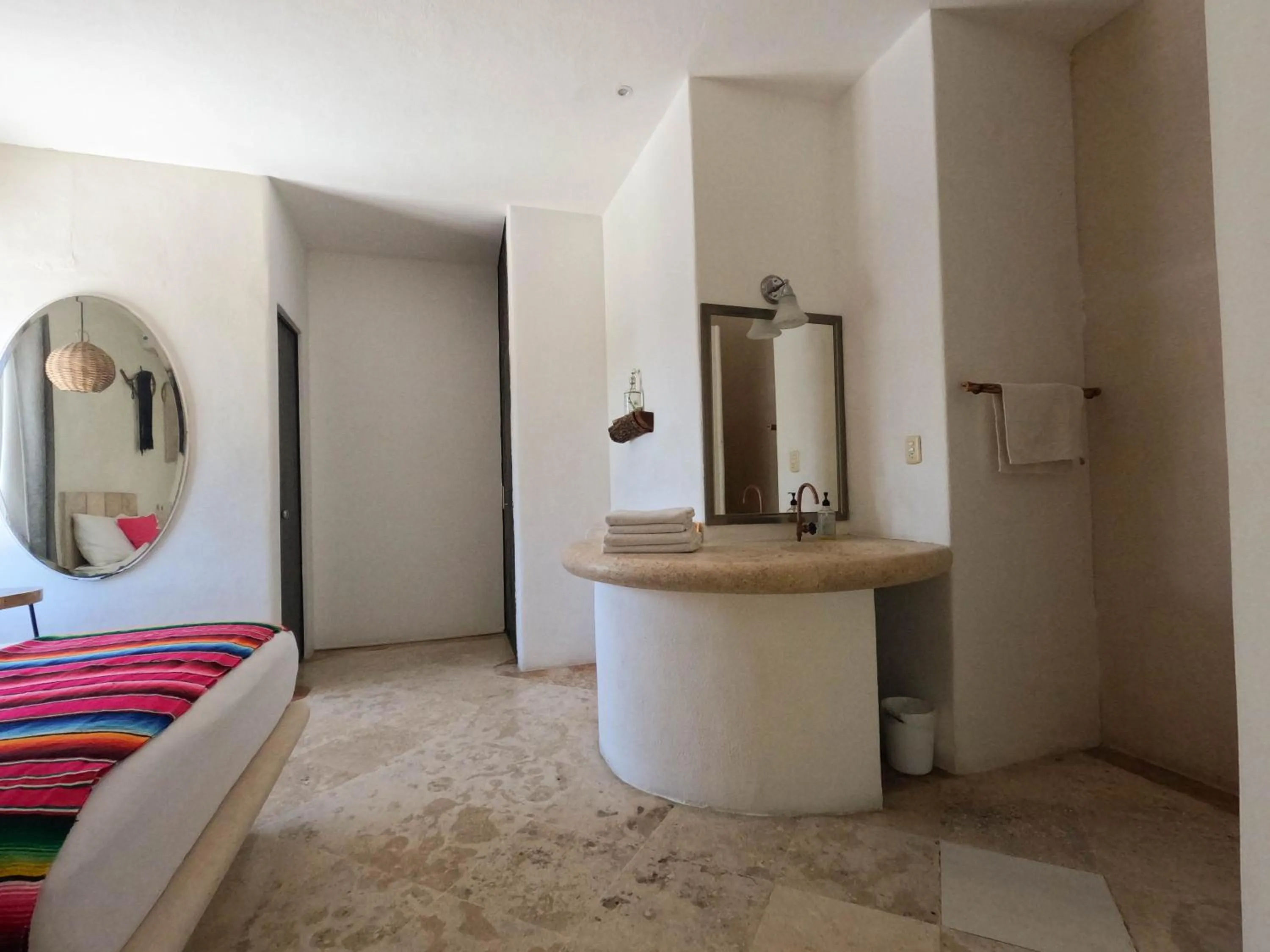 Bathroom, Bed in Rustik-inn Rooms