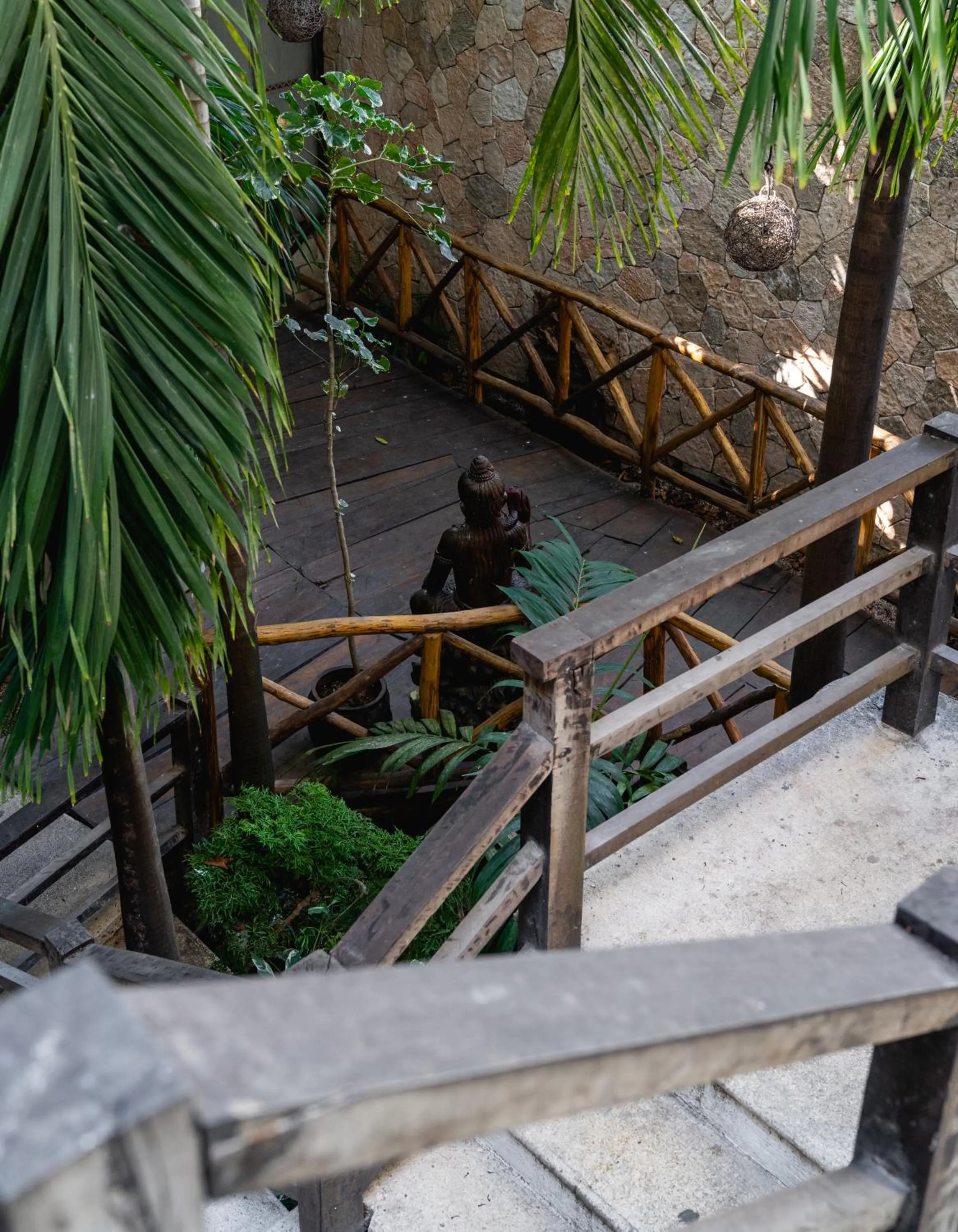 Patio in Rustik-inn Rooms