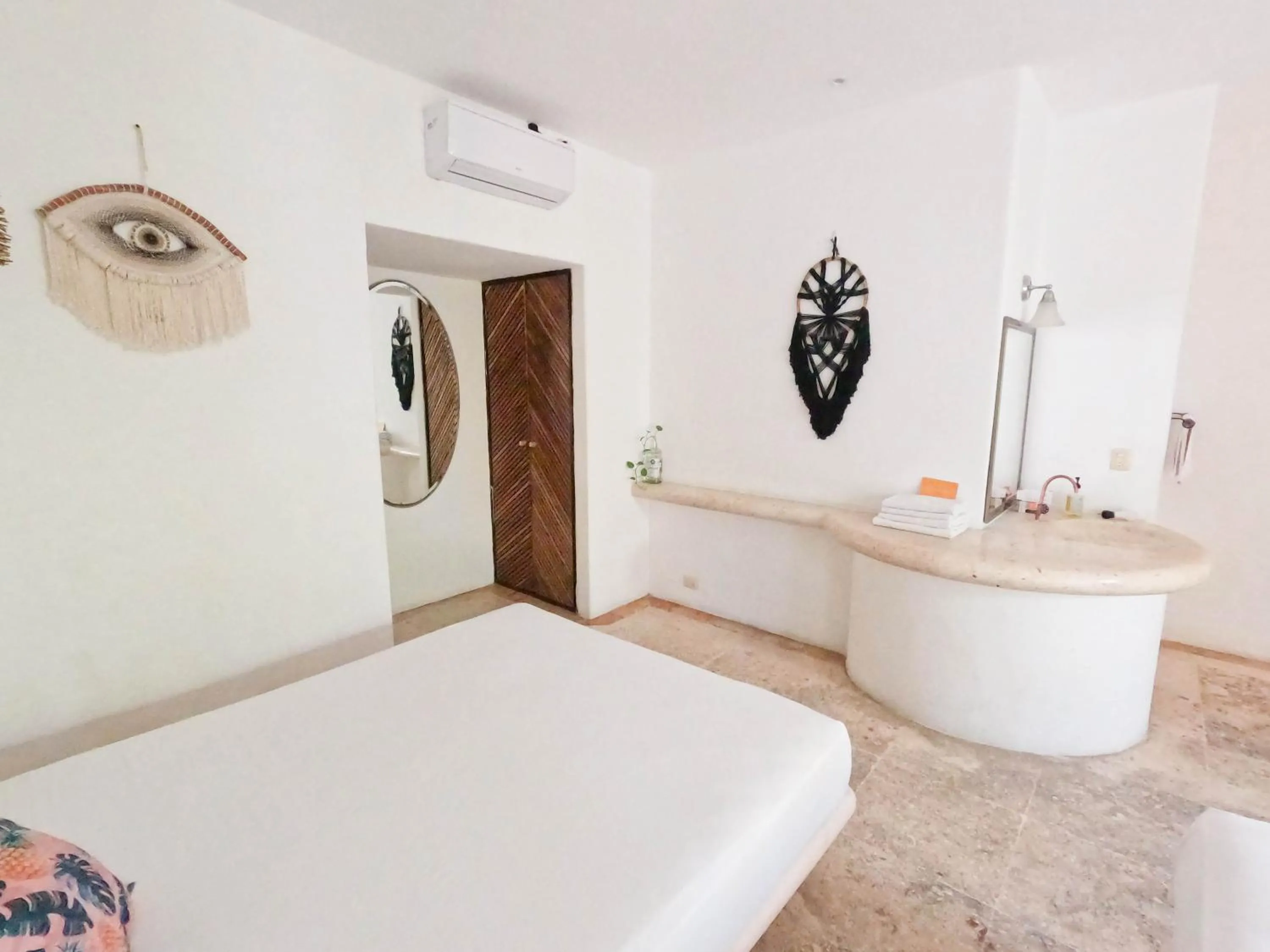 Bedroom, Bed in Rustik-inn Rooms