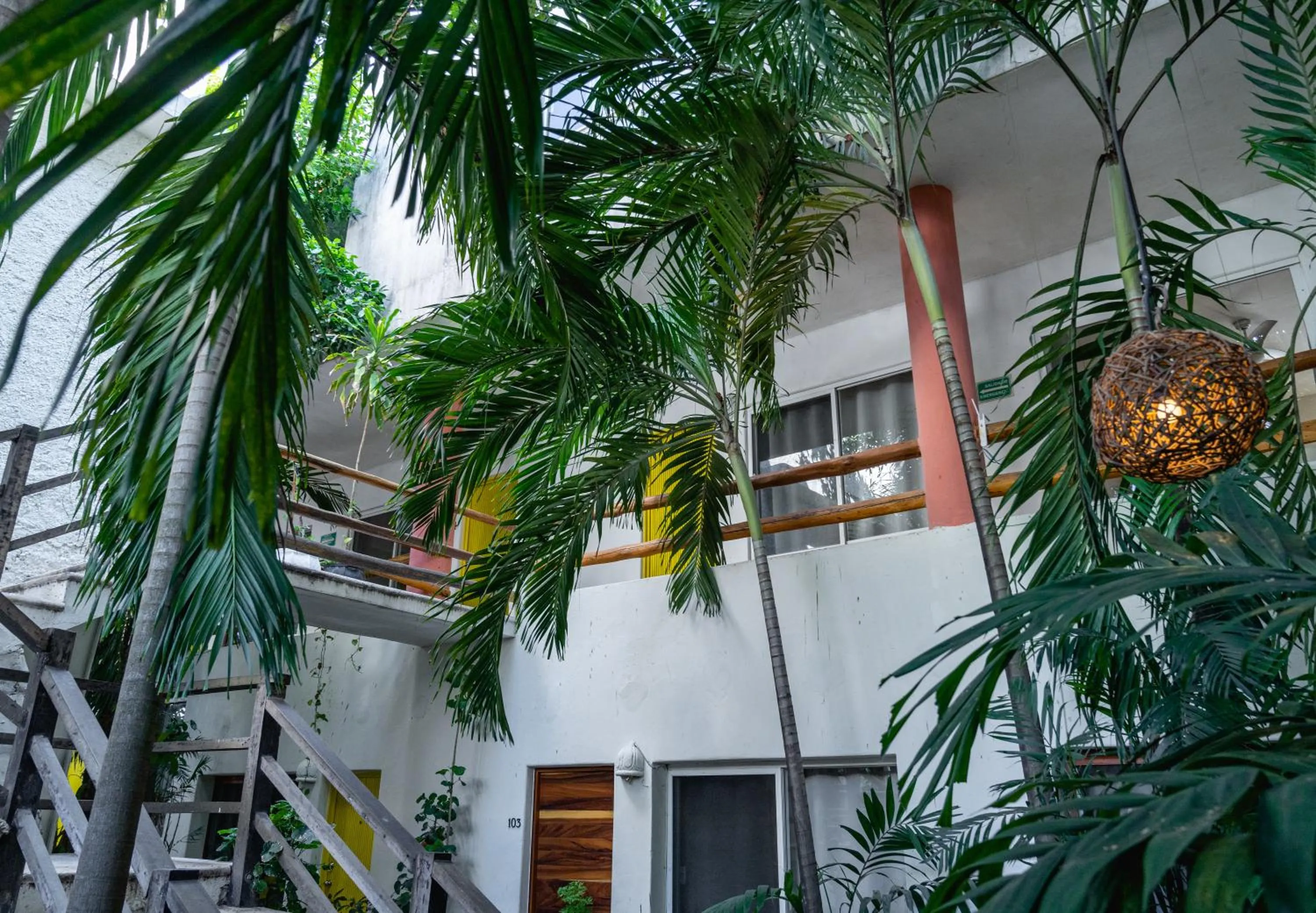 Patio in Rustik-inn Rooms