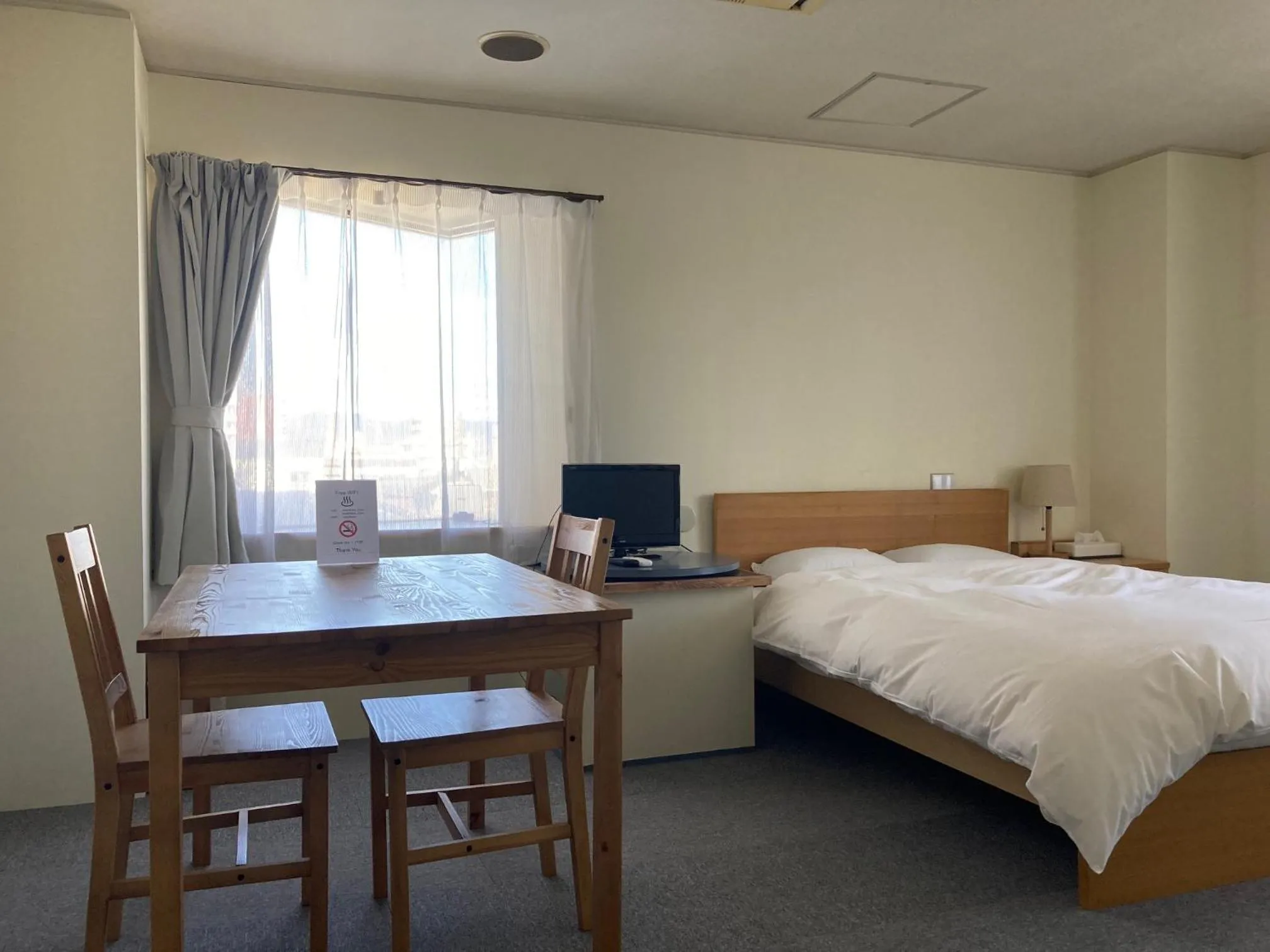 Photo of the whole room, Bed in J-Hoppers Beppu Guesthouse ジェイホッパーズ別府ゲストハウス