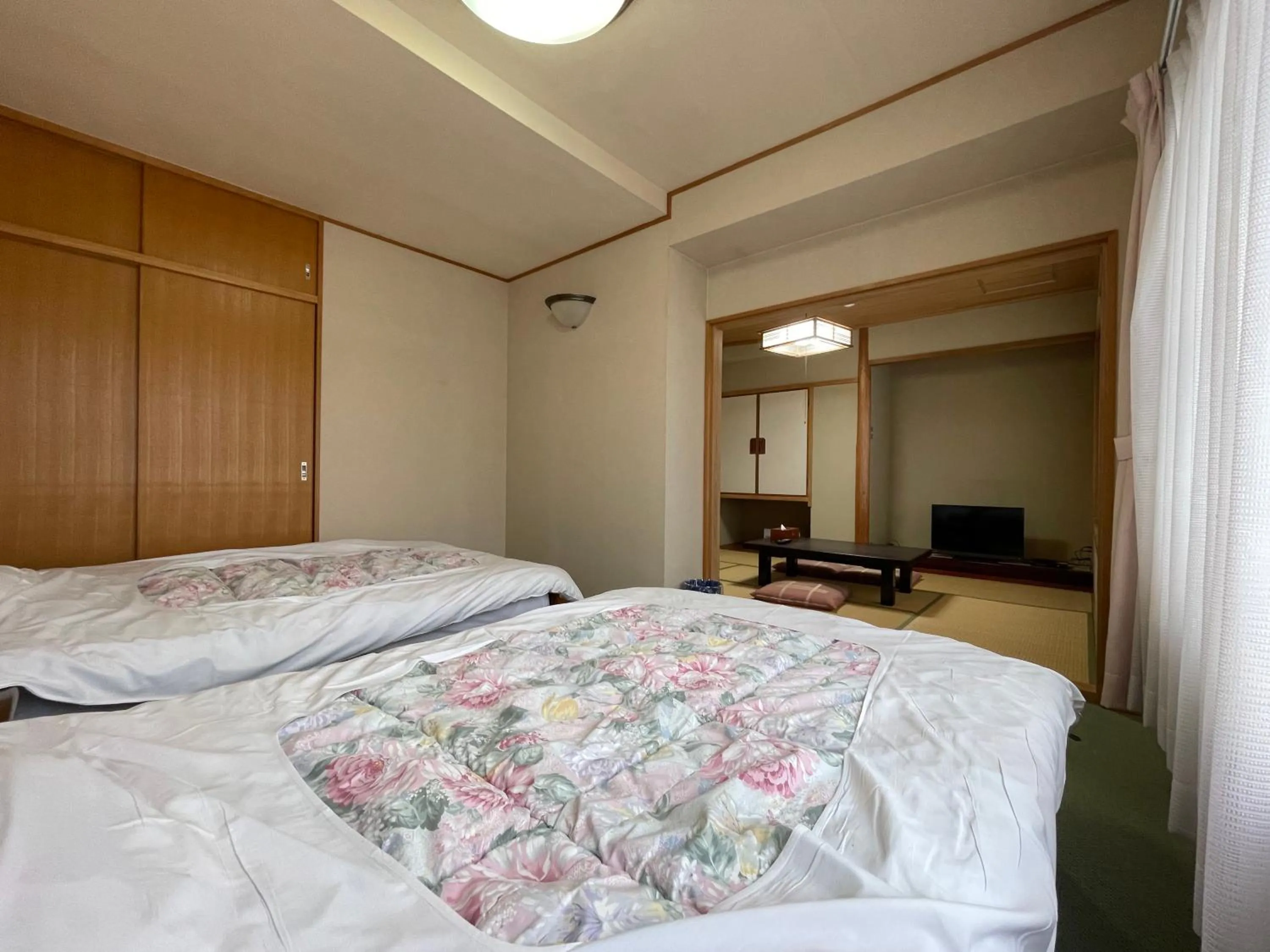 Bed in Marina Hotel Kaikuu