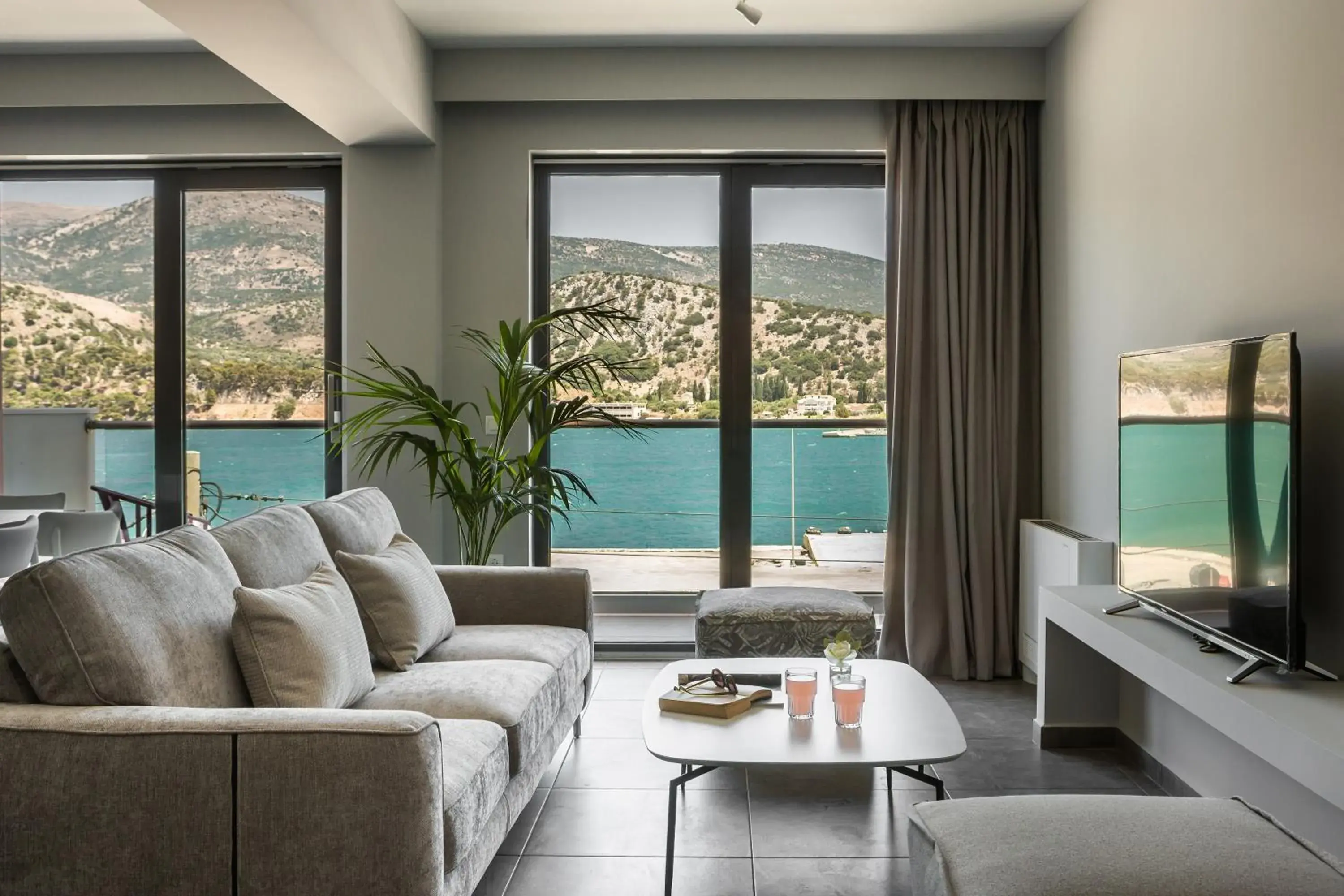 The Twelve Suites Collection The Twelve Suites Collection