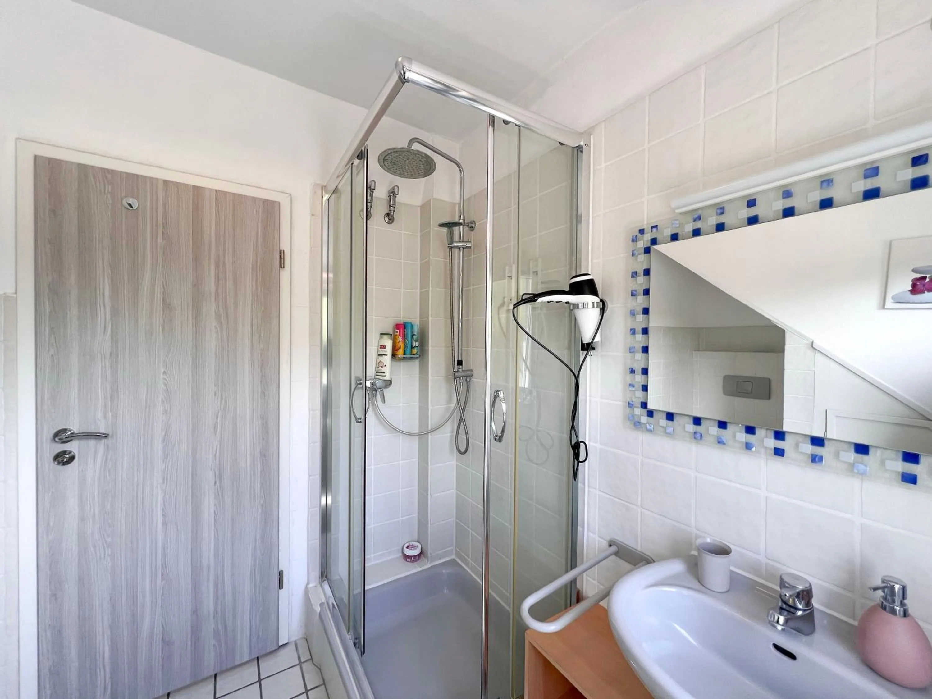 Shower in Weserstern