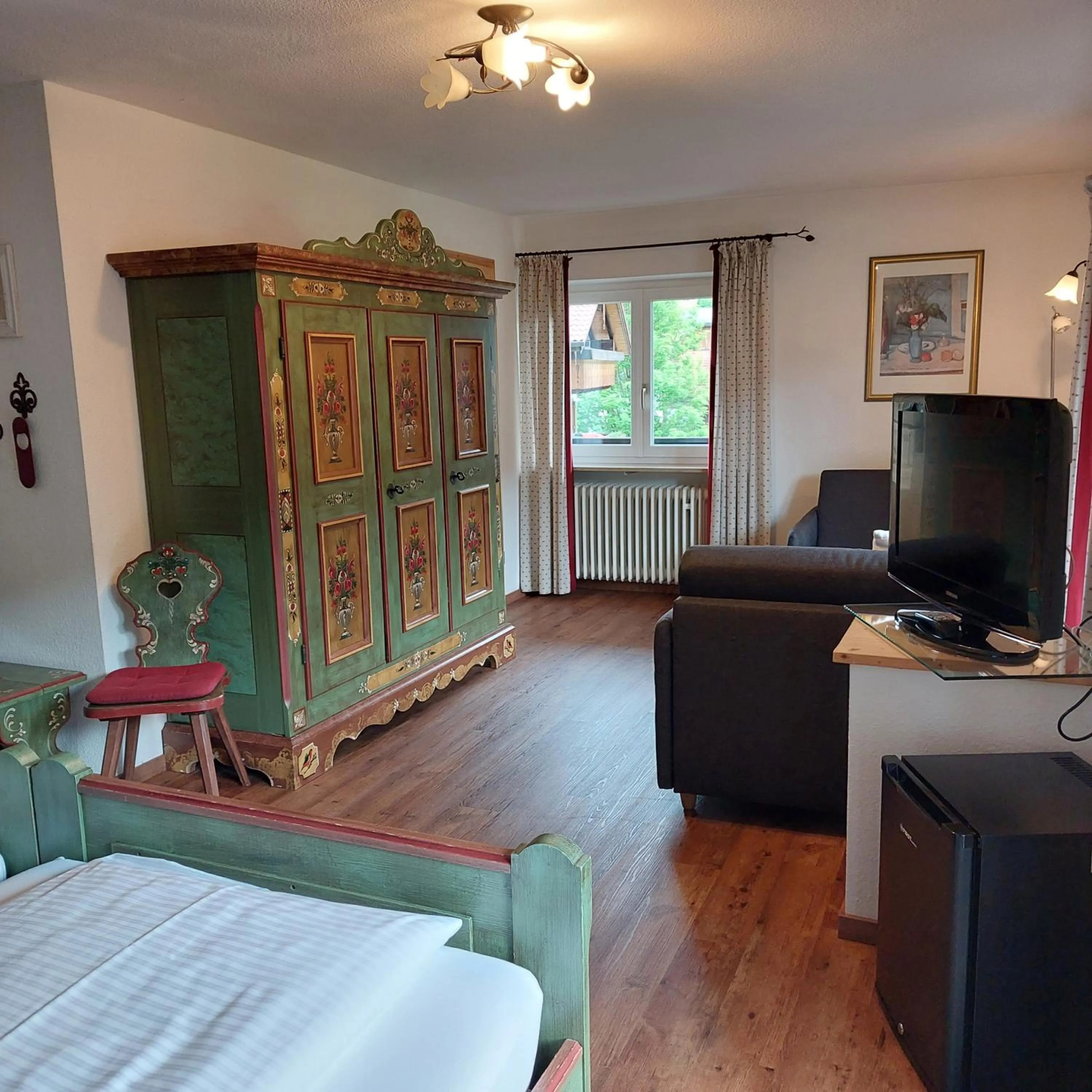 Photo of the whole room in Hotel Garni Malerwinkl