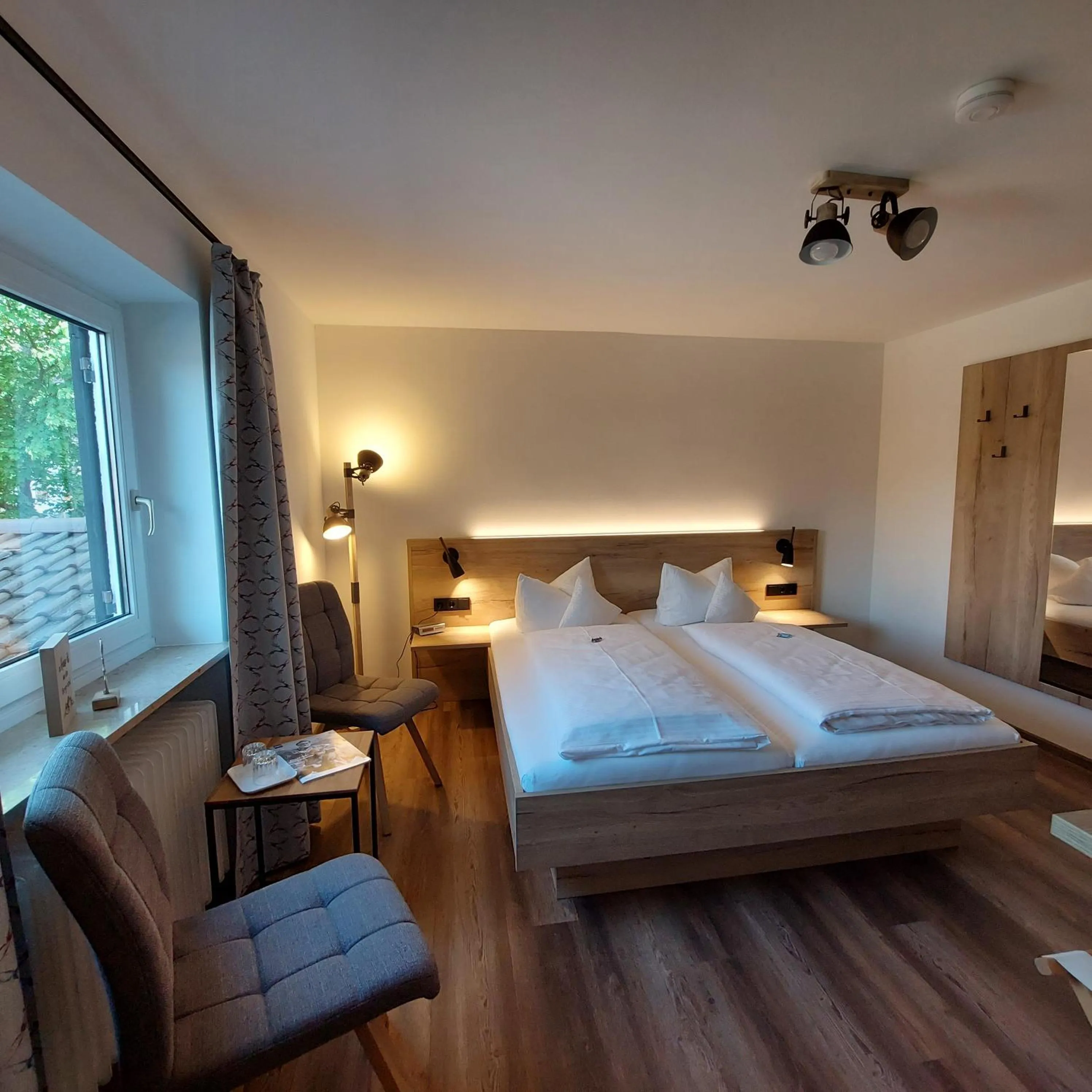 Photo of the whole room, Bed in Hotel Garni Malerwinkl
