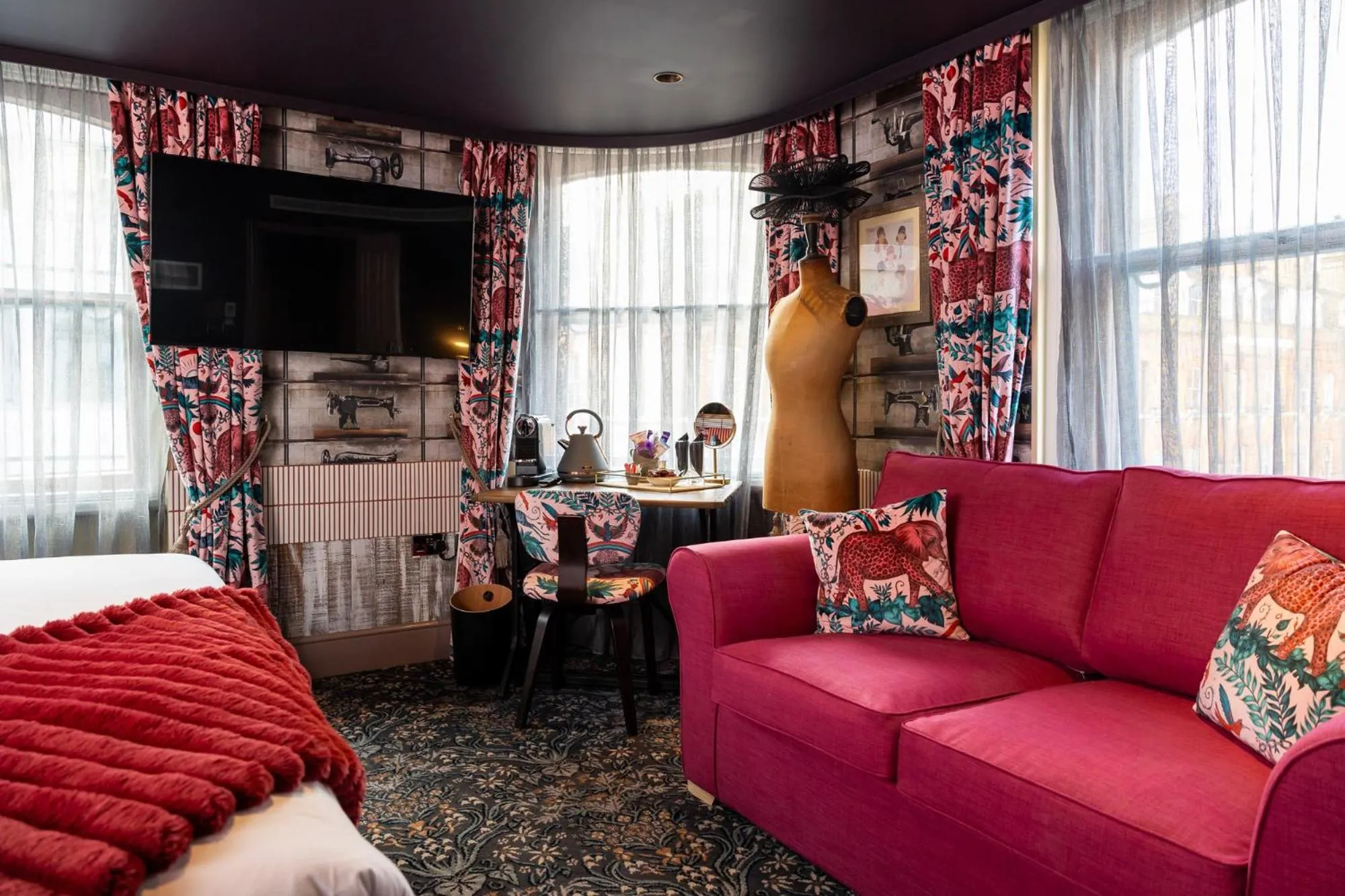 Bedroom, Bed in The Kings Arms Pub & Boutique Rooms