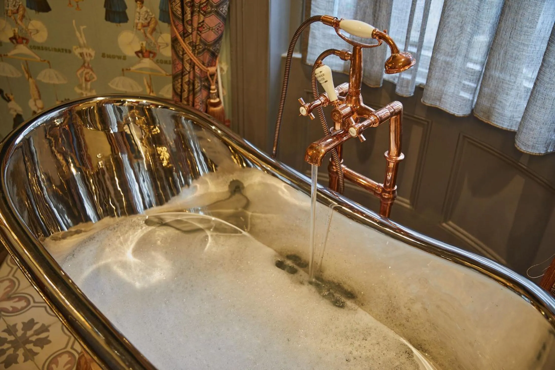 Bathroom in The Kings Arms Pub & Boutique Rooms