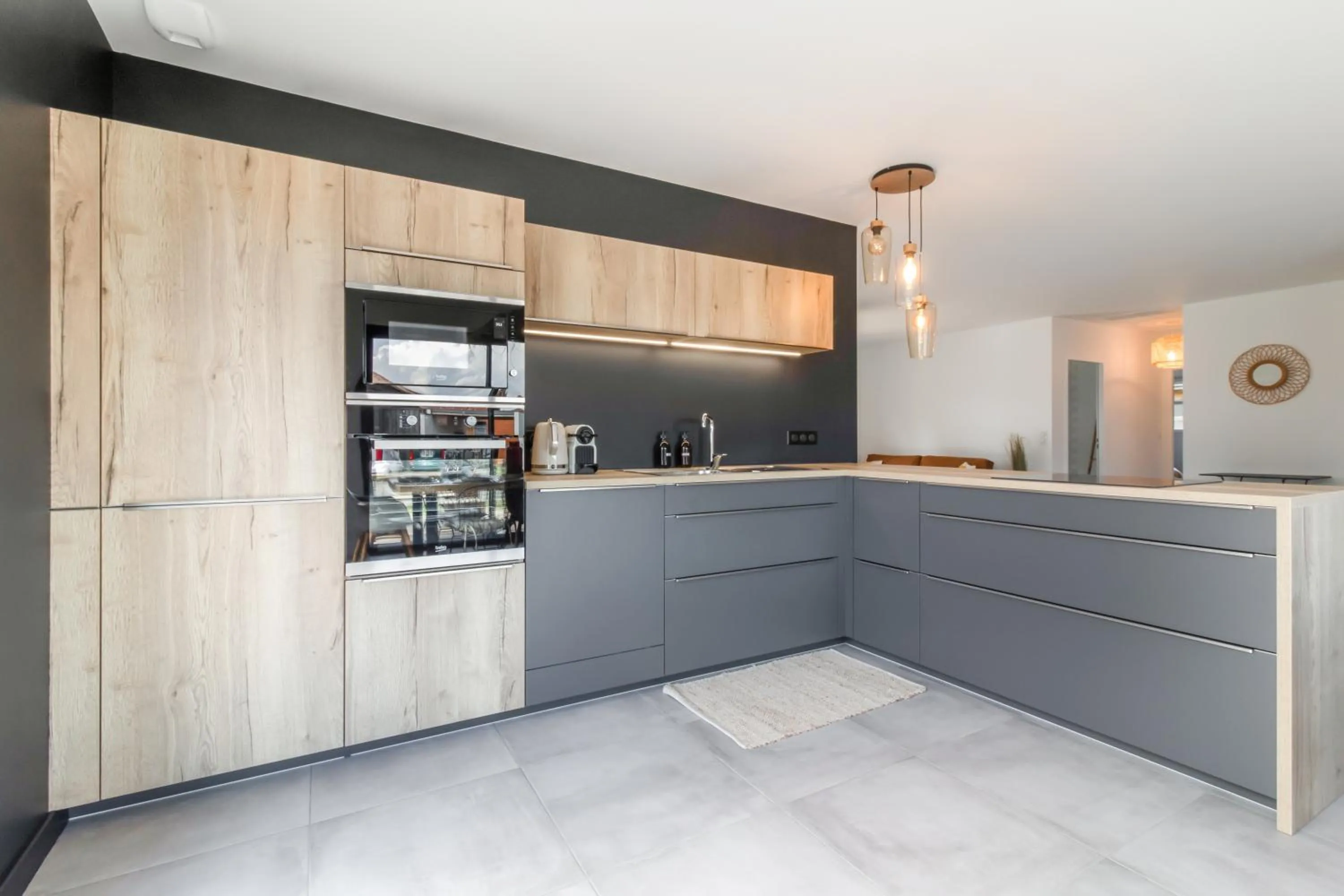 Kitchen or kitchenette in Maison Gemme a Landes