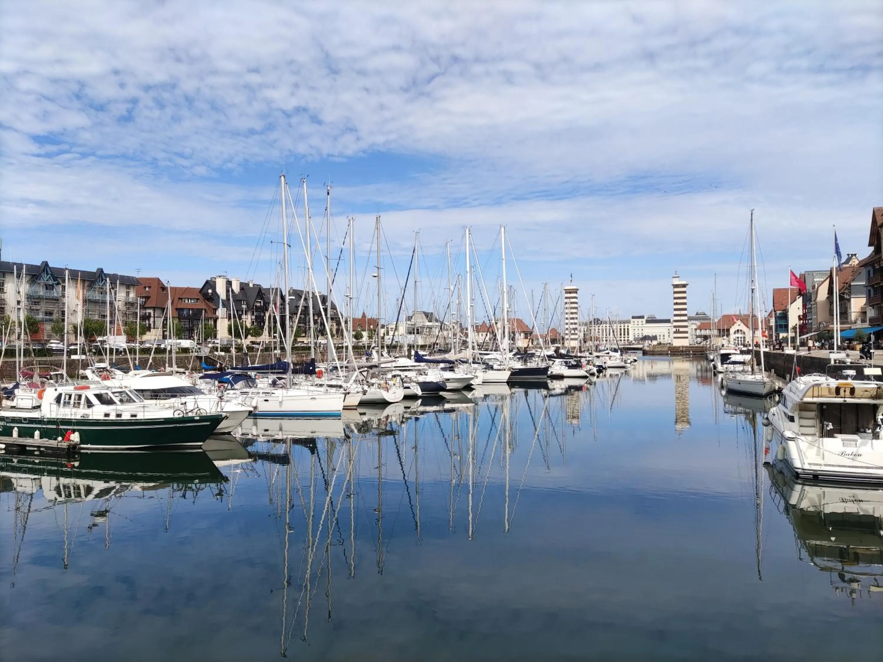 Neighbourhood in My Duplex House Trouville