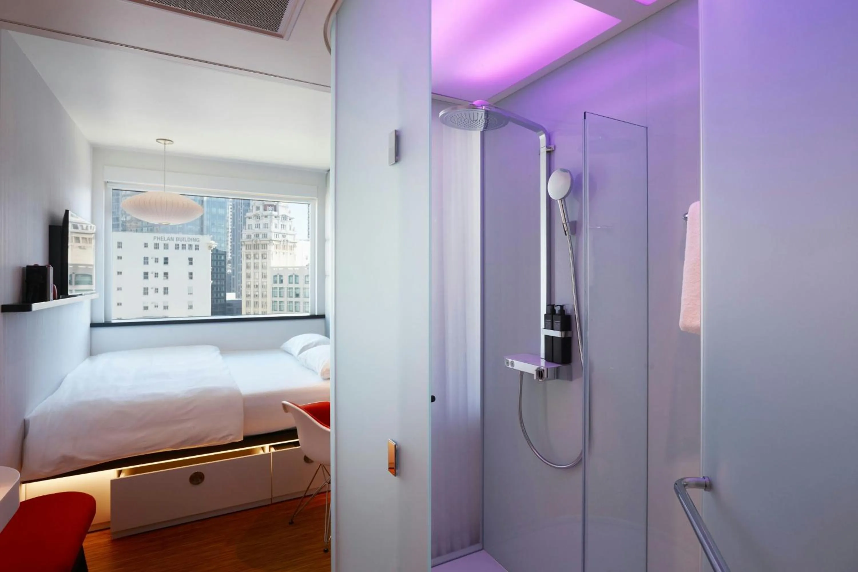 Bedroom, Bed in citizenM San Francisco Union Square