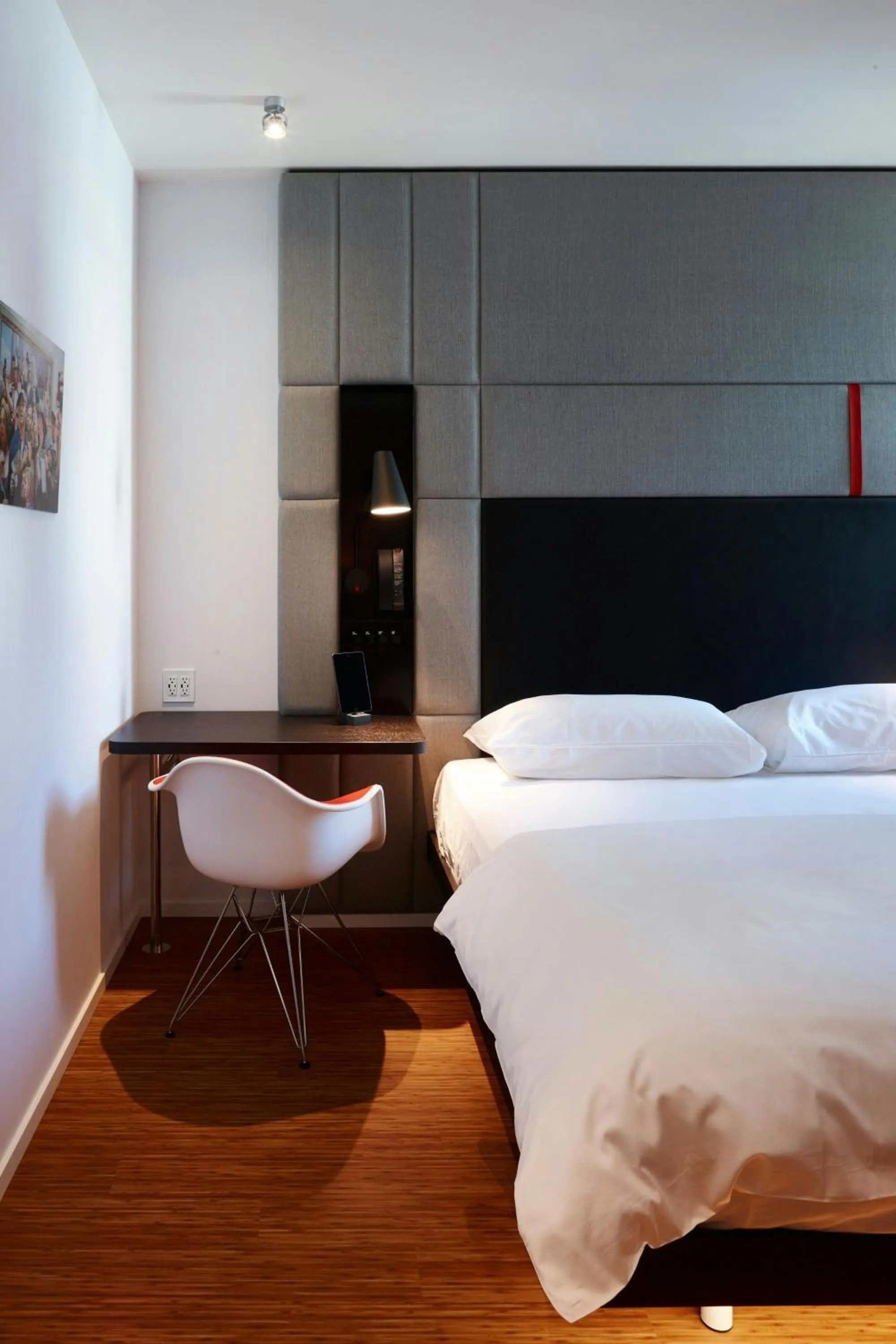 Bedroom, Bed in citizenM San Francisco Union Square