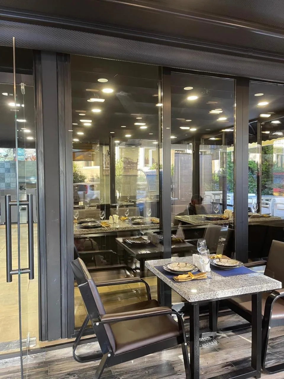 Restaurant/places to eat in Batumi West Hotel