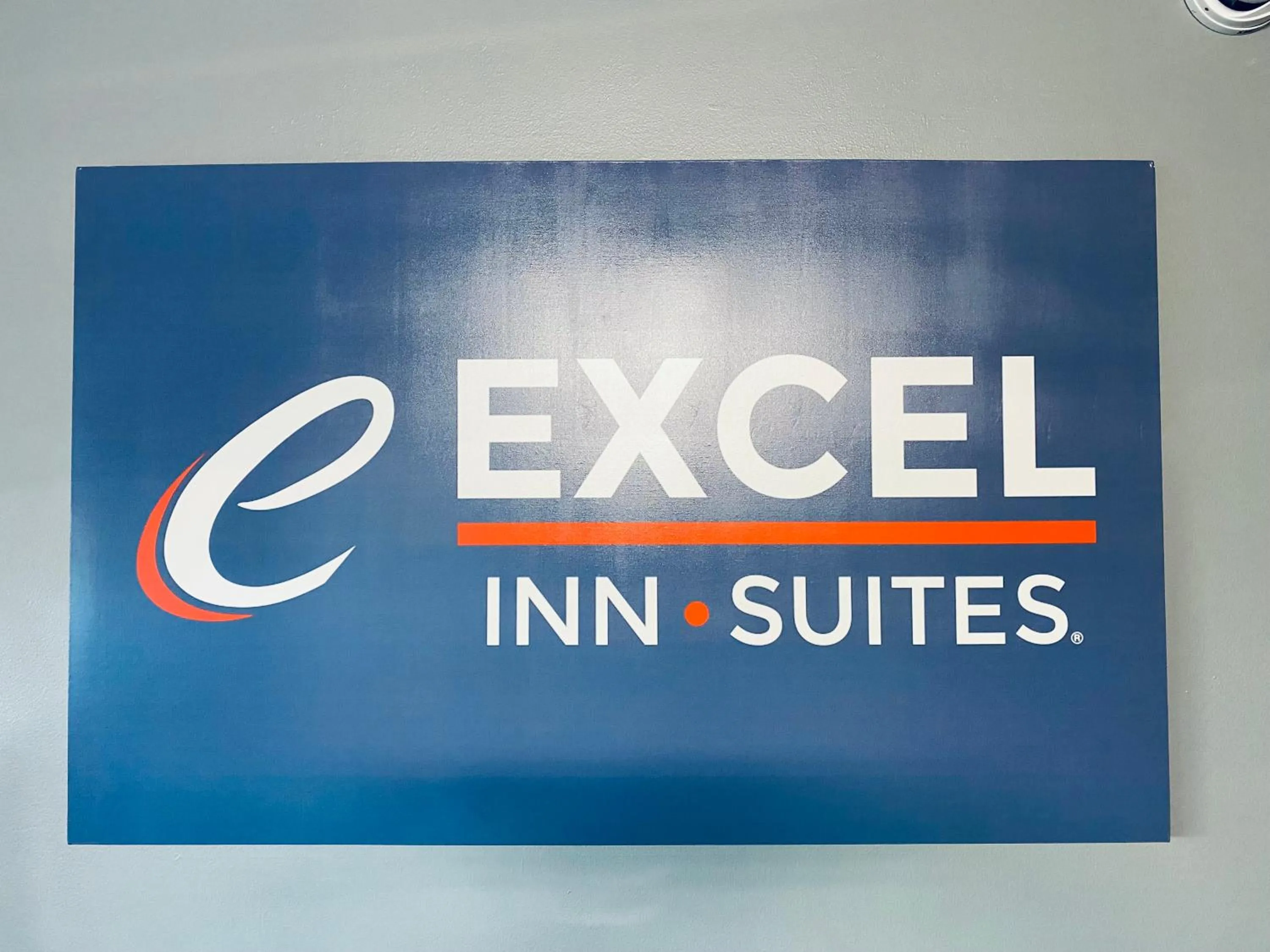 Excel Inn & Suites