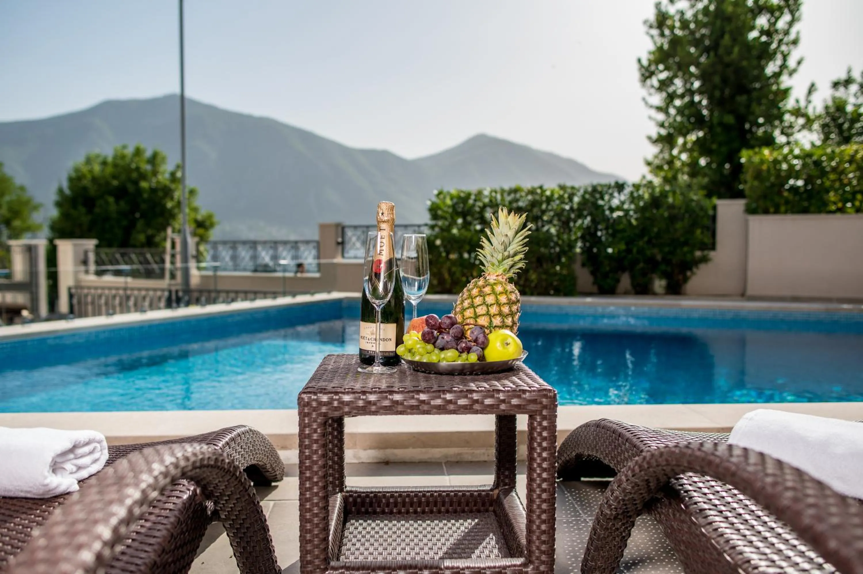 Swimming pool in Hotel Palazzo del Mare - Essenza