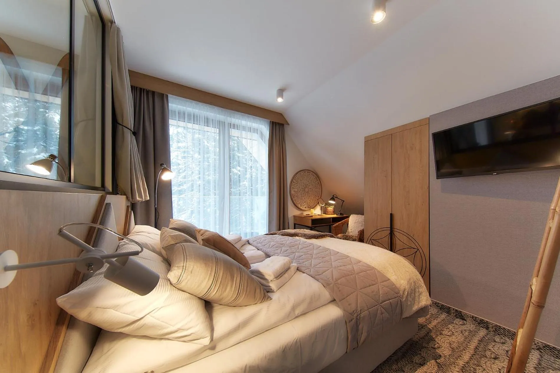 Bedroom, Bed in Tatra Square Apartments