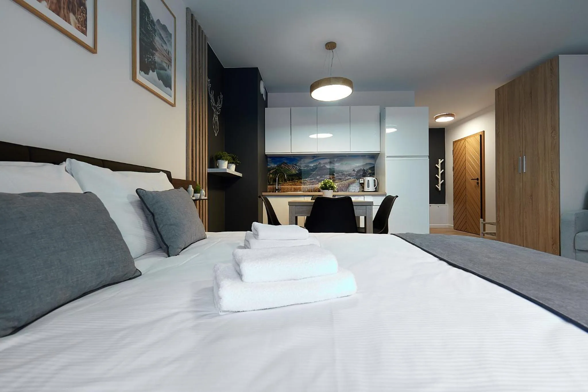 Bed in Tatra Square Apartments