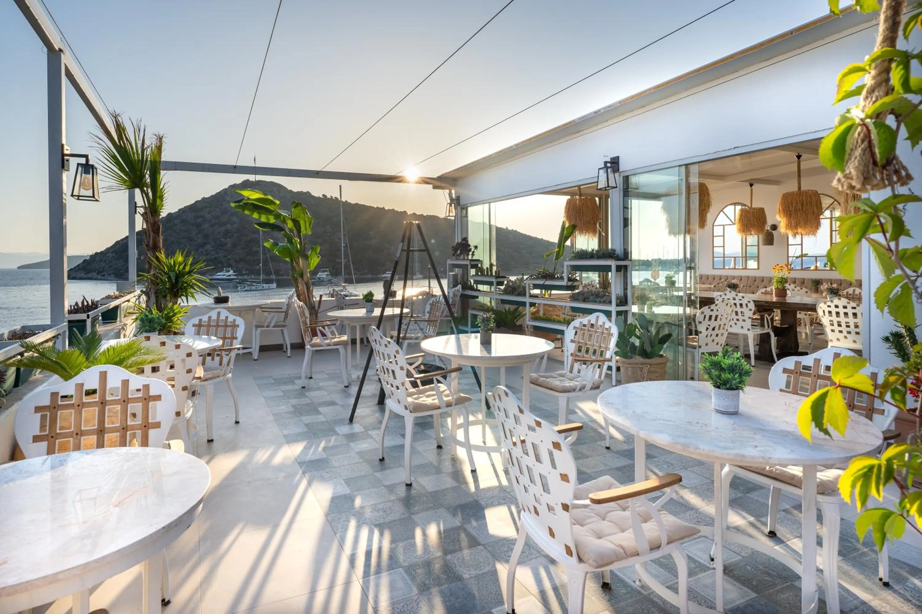 Restaurant/places to eat in Liman Hotel Gümüslük - Adult Only