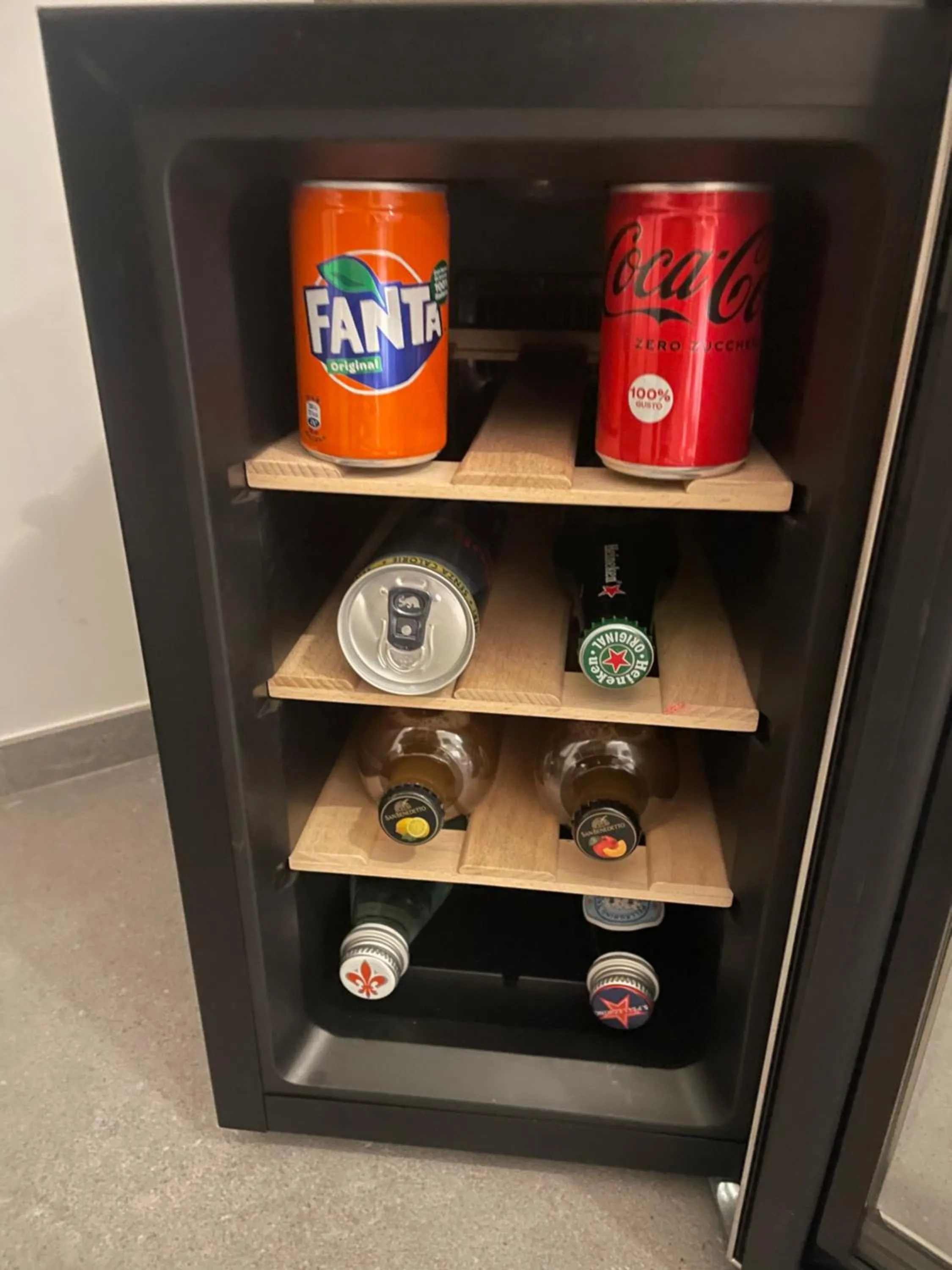 oven in Tropicana Suite - Adults Only